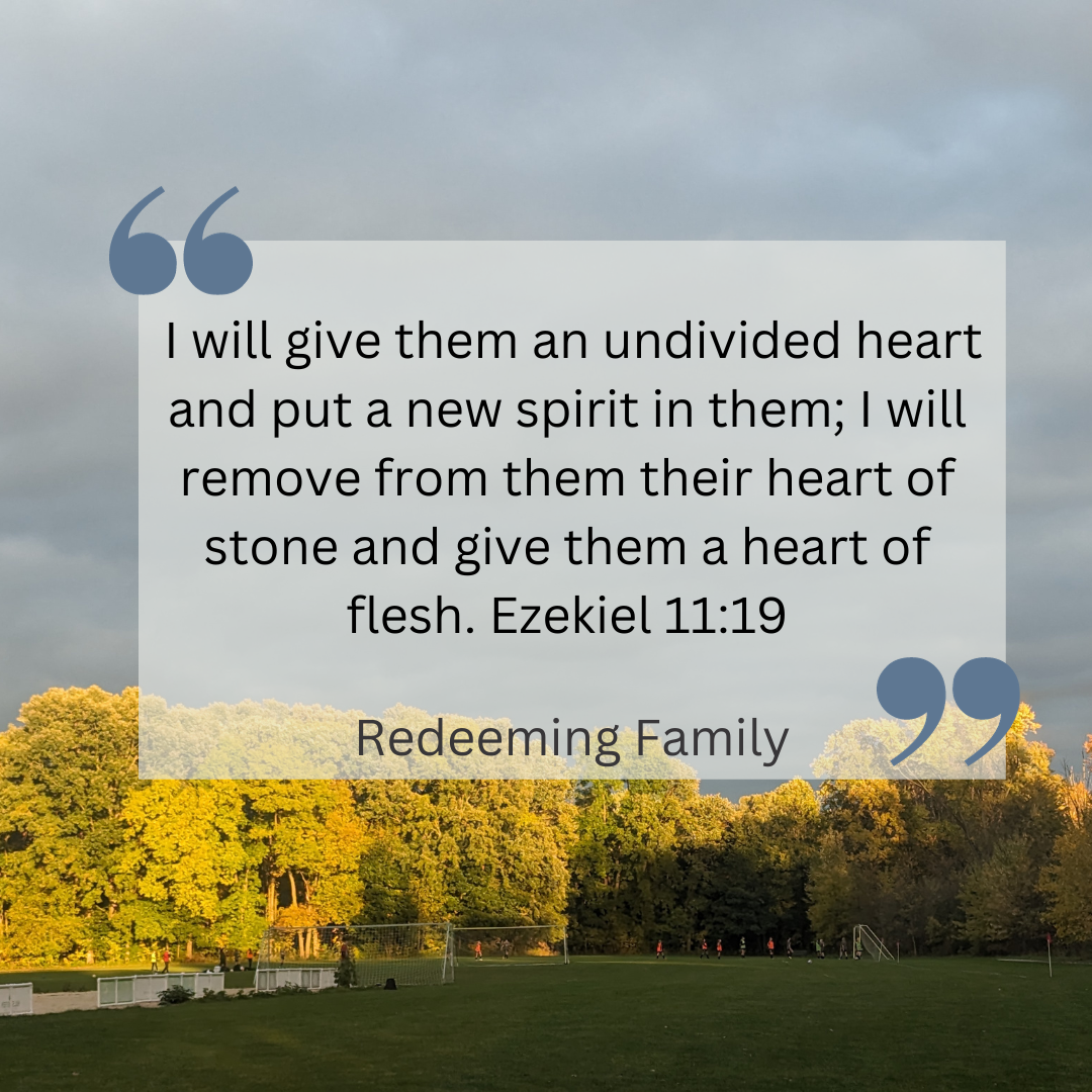 How to Have a Thanksgiving Focused on God — Redeeming Family