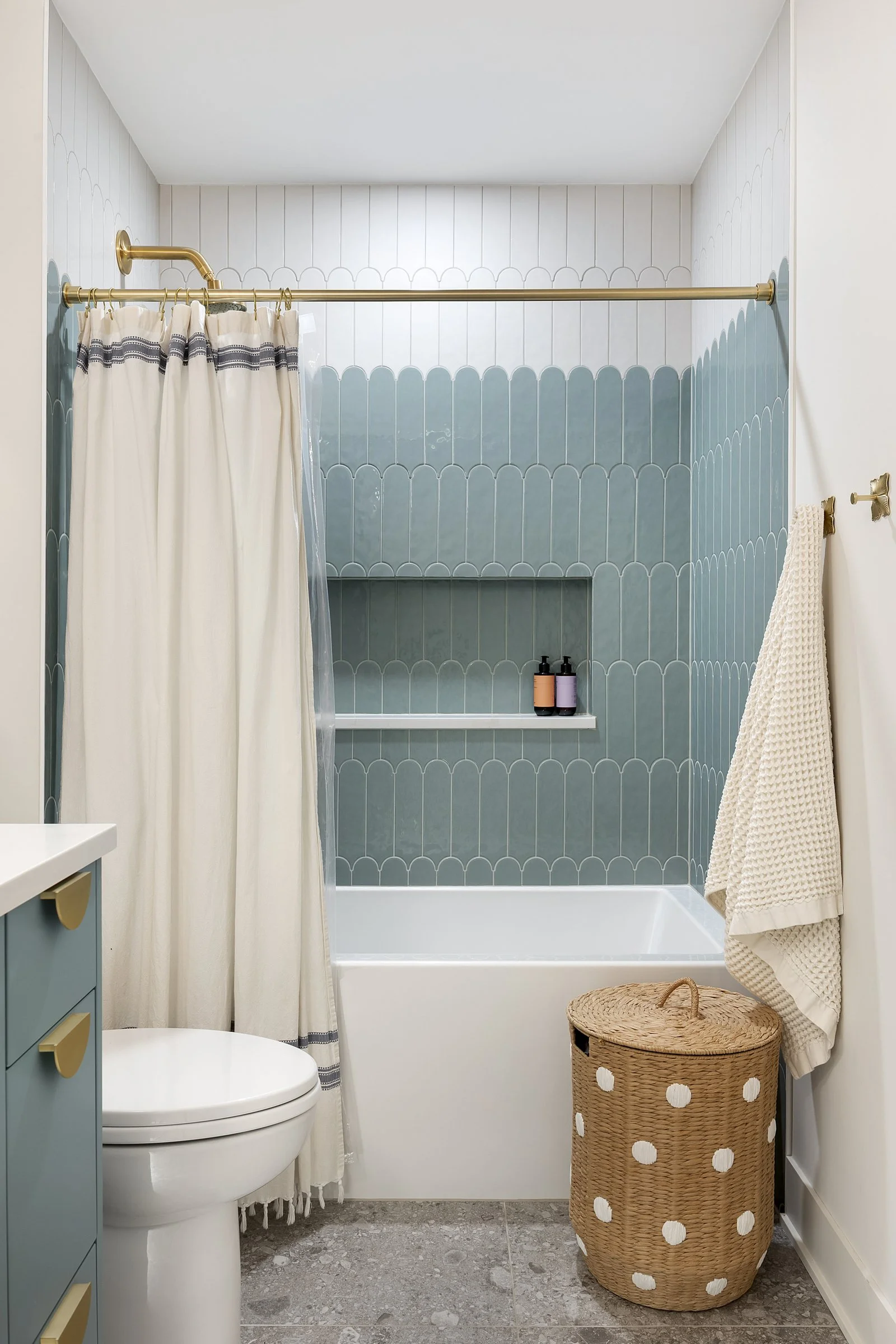 Fox Homes_Alden Way_027.jpg