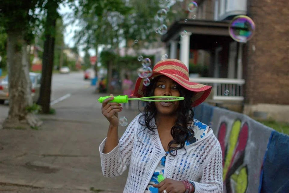 saints tour more bubbles h gomes.jpg