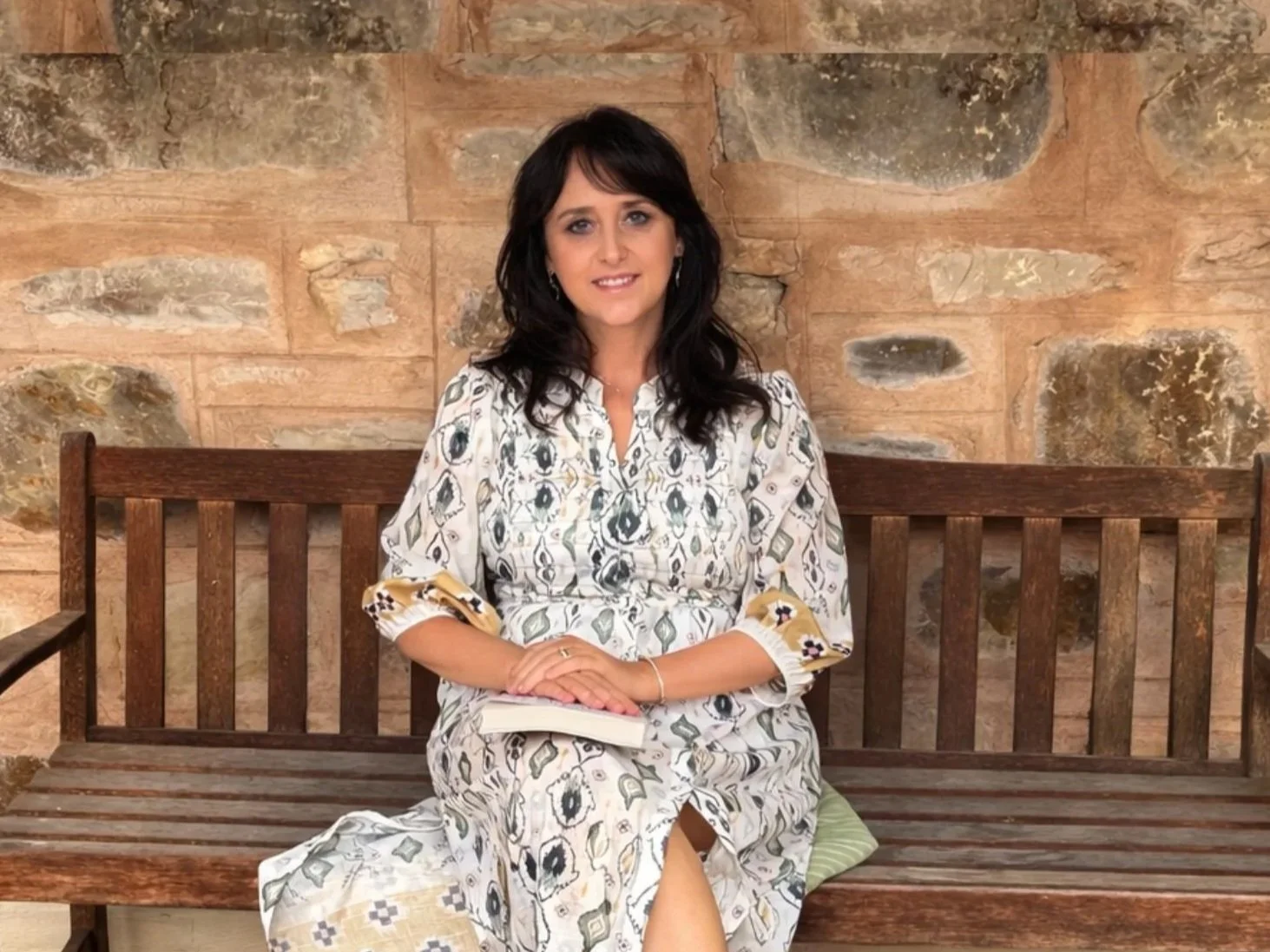 Creative art, CBT, hypnosis, and holistic nutrition for children in Port Adelaide. Supporting emotional resilience, calm, focus, and confidence through gentle, evidence-based, and creative therapy at HNHC.