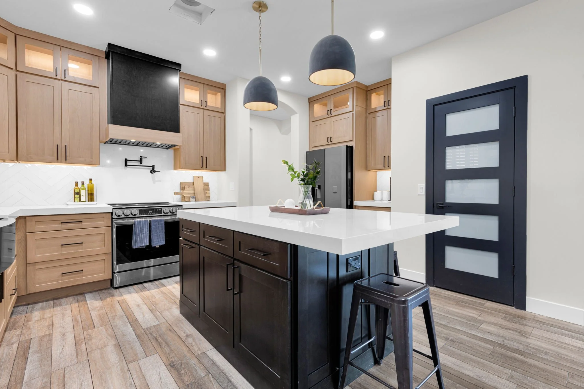 8-web-or-mls-12212 W Villa Chula Ln Sun City, AZ 85373-07.jpg