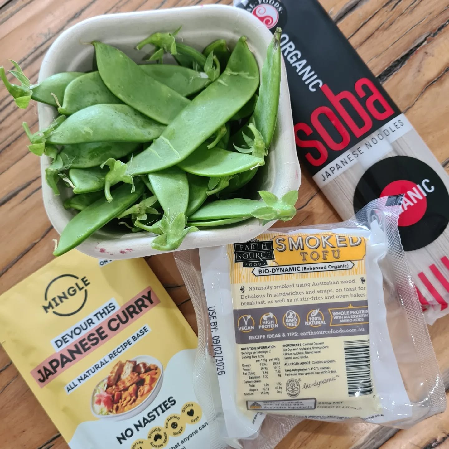 Stuck for dinner ideas?? We've got you covered with some quick quality meals the whole family would love.

&bull; Monday: Japanese Tofu Curry with Soba Noodles
&bull; Tuesday: Beef Korma Curry with Bone Broth Rice
&bull; Wednesday: Beef Schnitzel wit