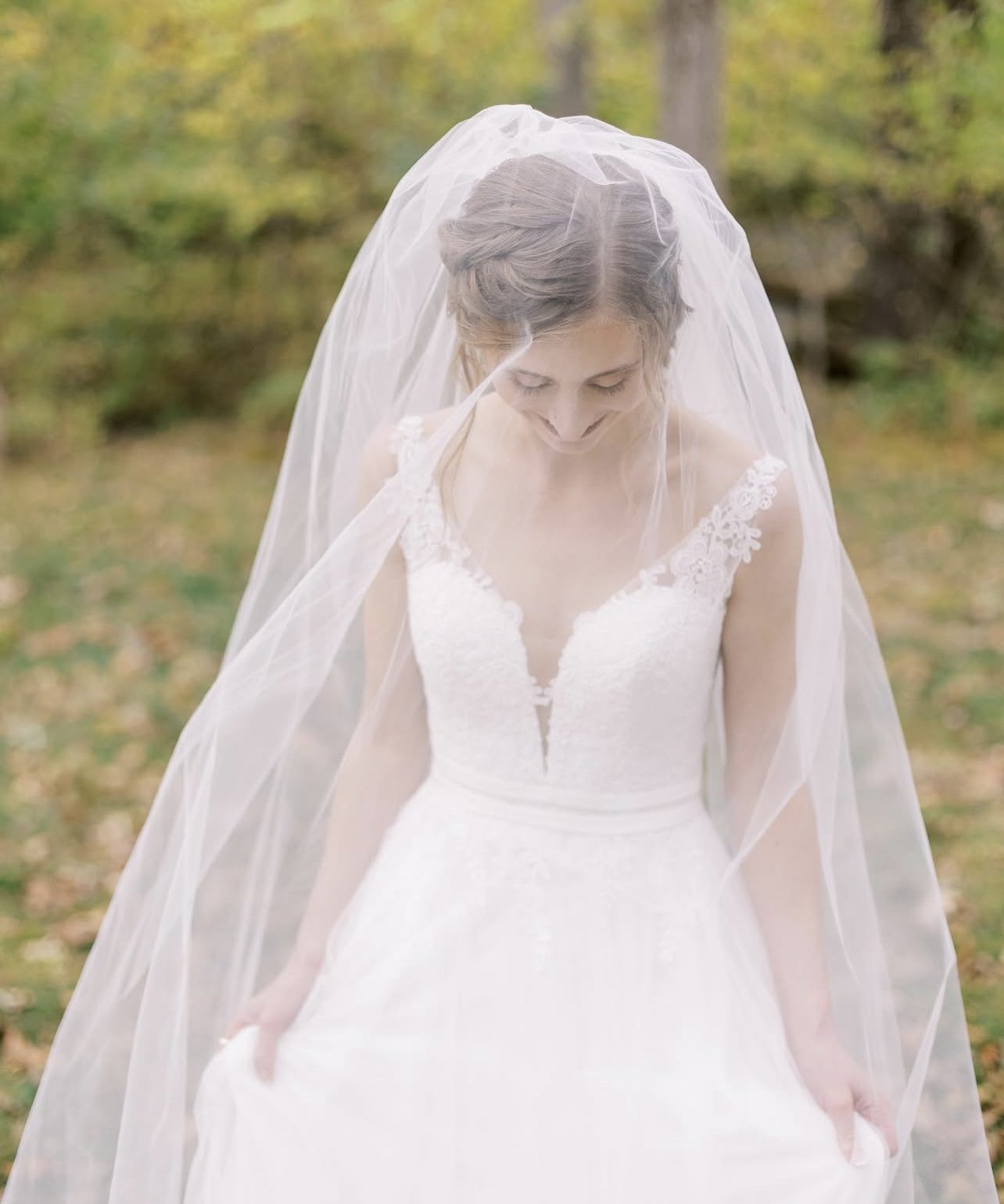ALL VEILS ARE NOT CREATED EQUAL – Let’s Talk Veil Combs!