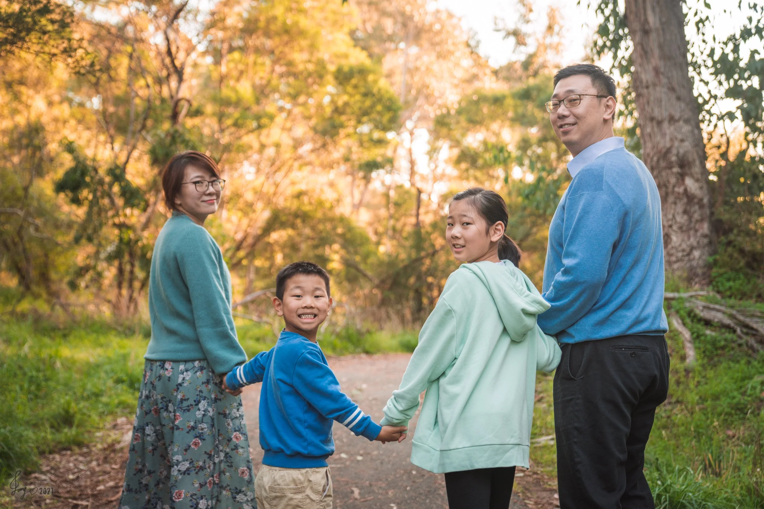 Chenjing & Bruce Family_30APR21-00930.jpg