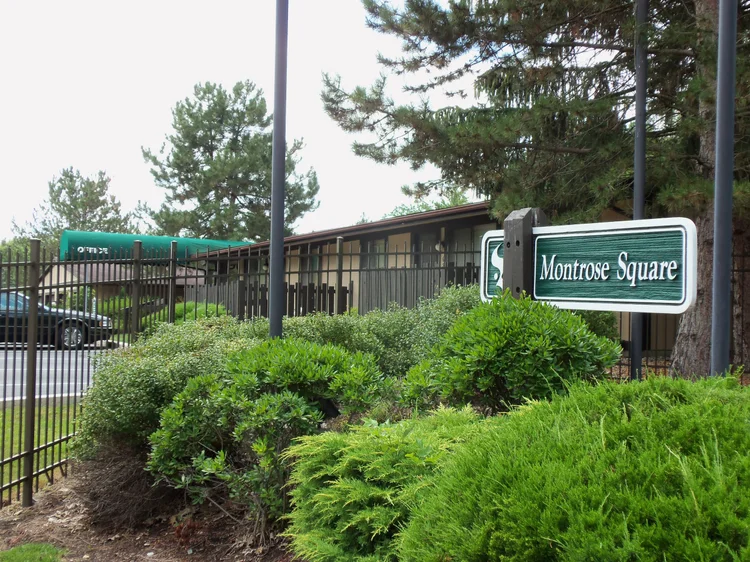 About — Montrose Square Apartments