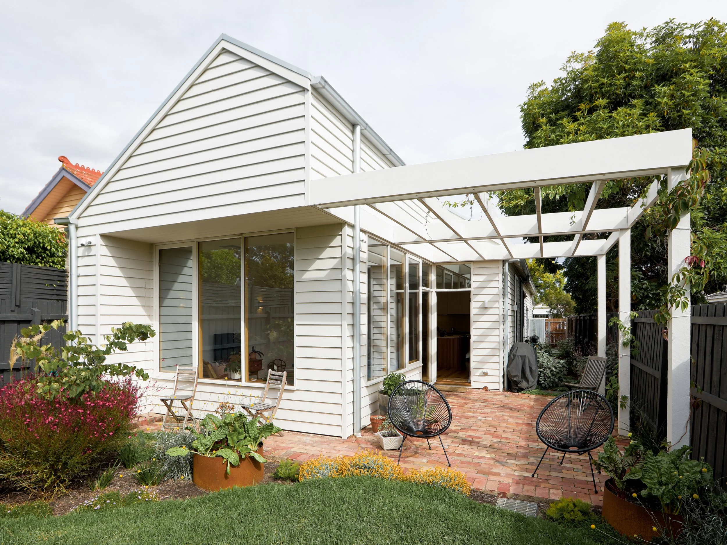 Weatherboard extension to Thornbury House - Exterior