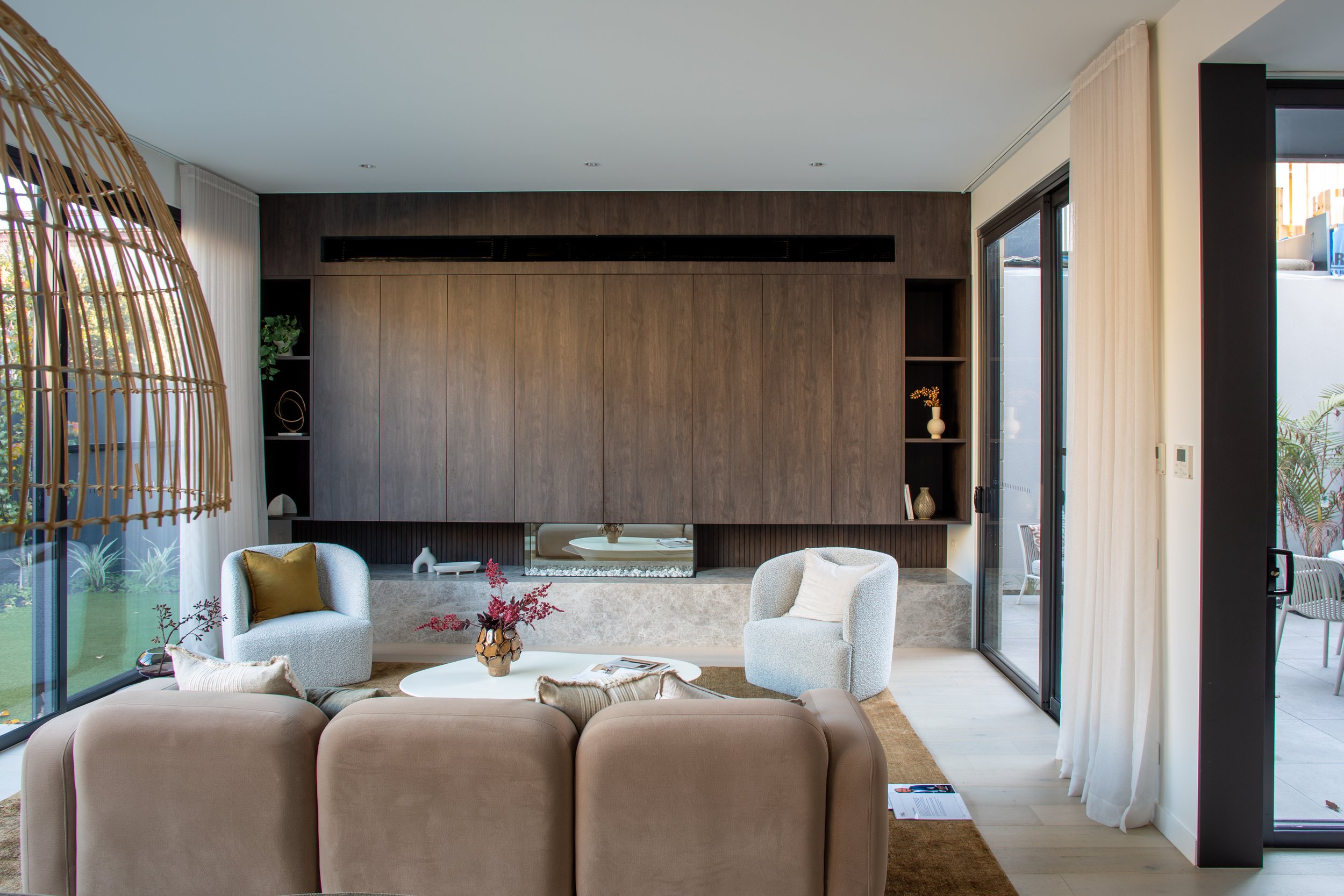 Modern two storey architectural house living room
 view by DE SMIT ARCHITECTURE