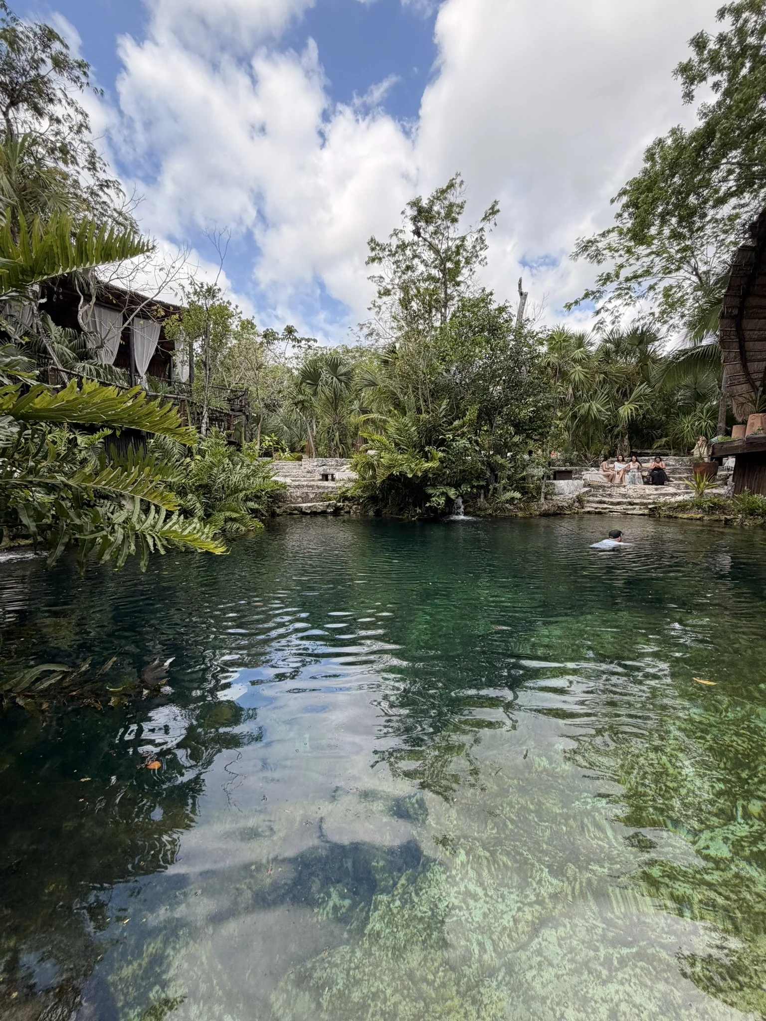 Vesica cenote