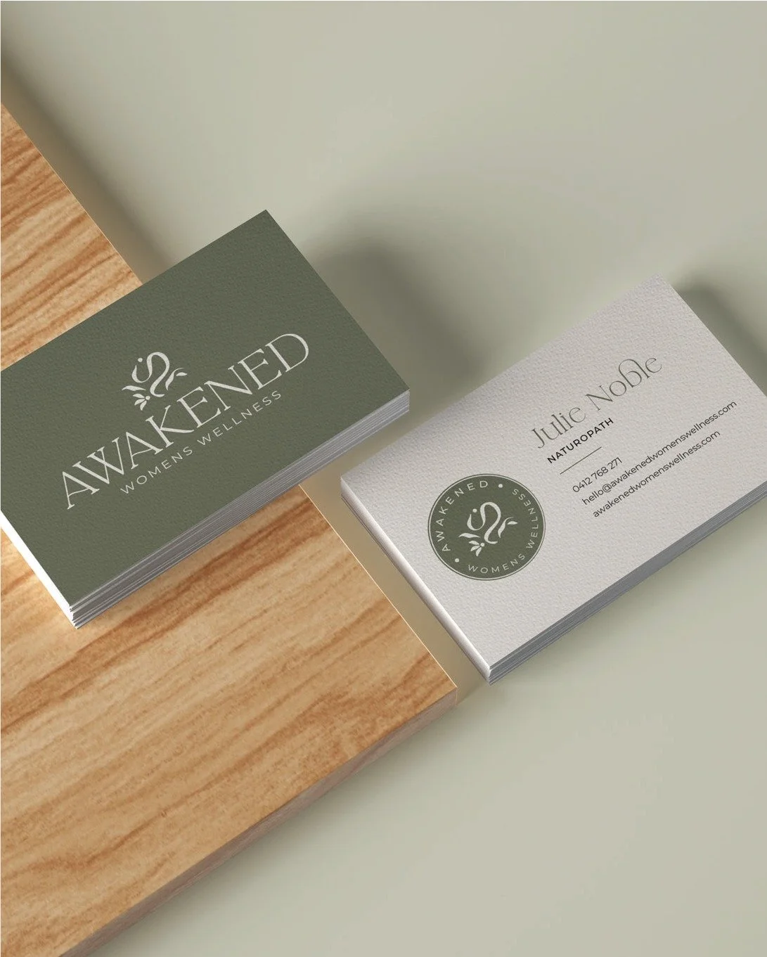 Never underestimate the power of a good first impression 👋 A beautifully branded biz card = tiny but mighty marketing ✨

#brandingmagic #businessessentials