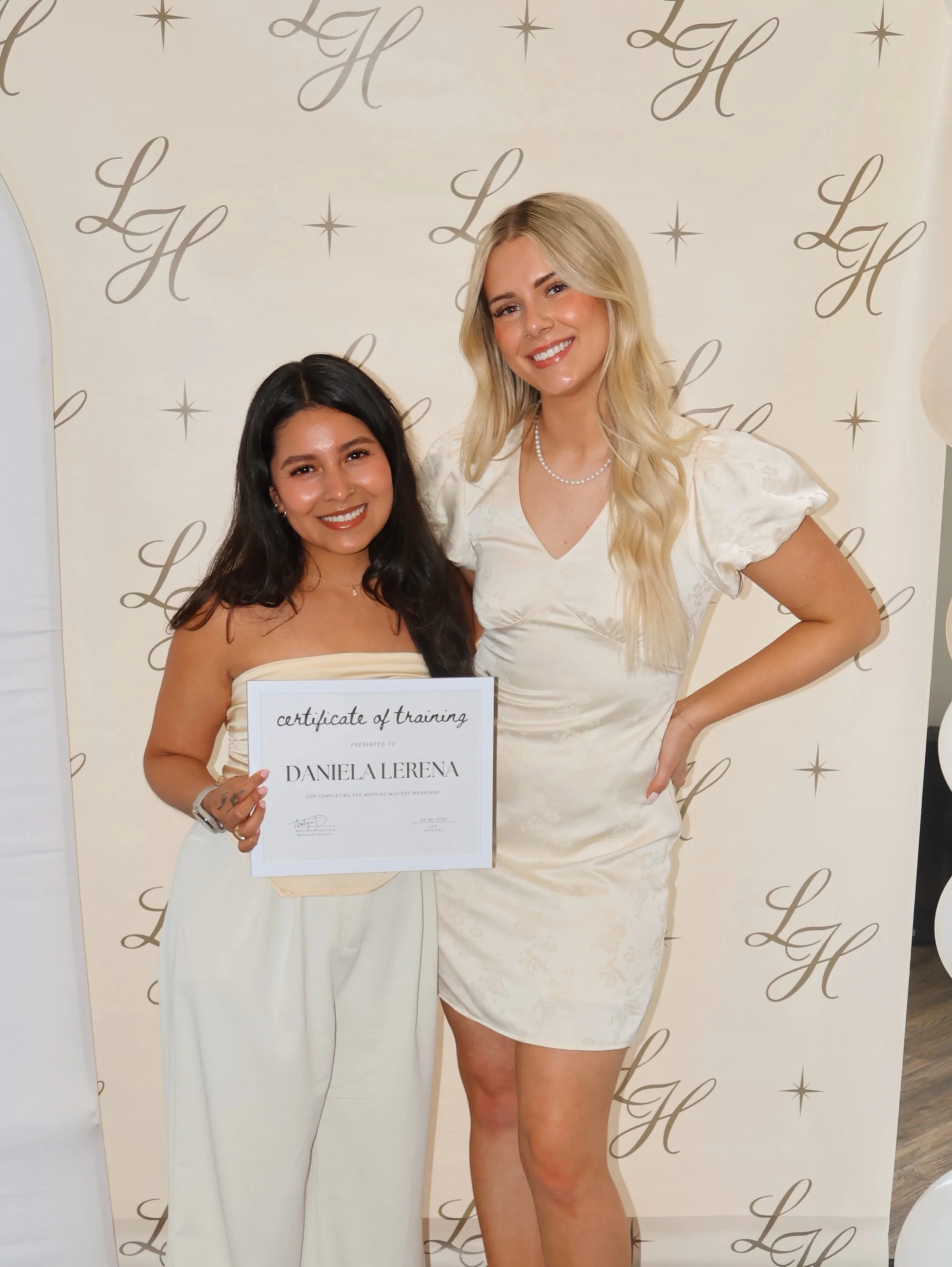 I&rsquo;ll never stop talking about @lightheartlash or recommending other girls to follow @glowing.edge.llc !!!

In a world that can feel so big, it&rsquo;s rare to find women like these two. They have a way of bringing together genuinely kind, suppo