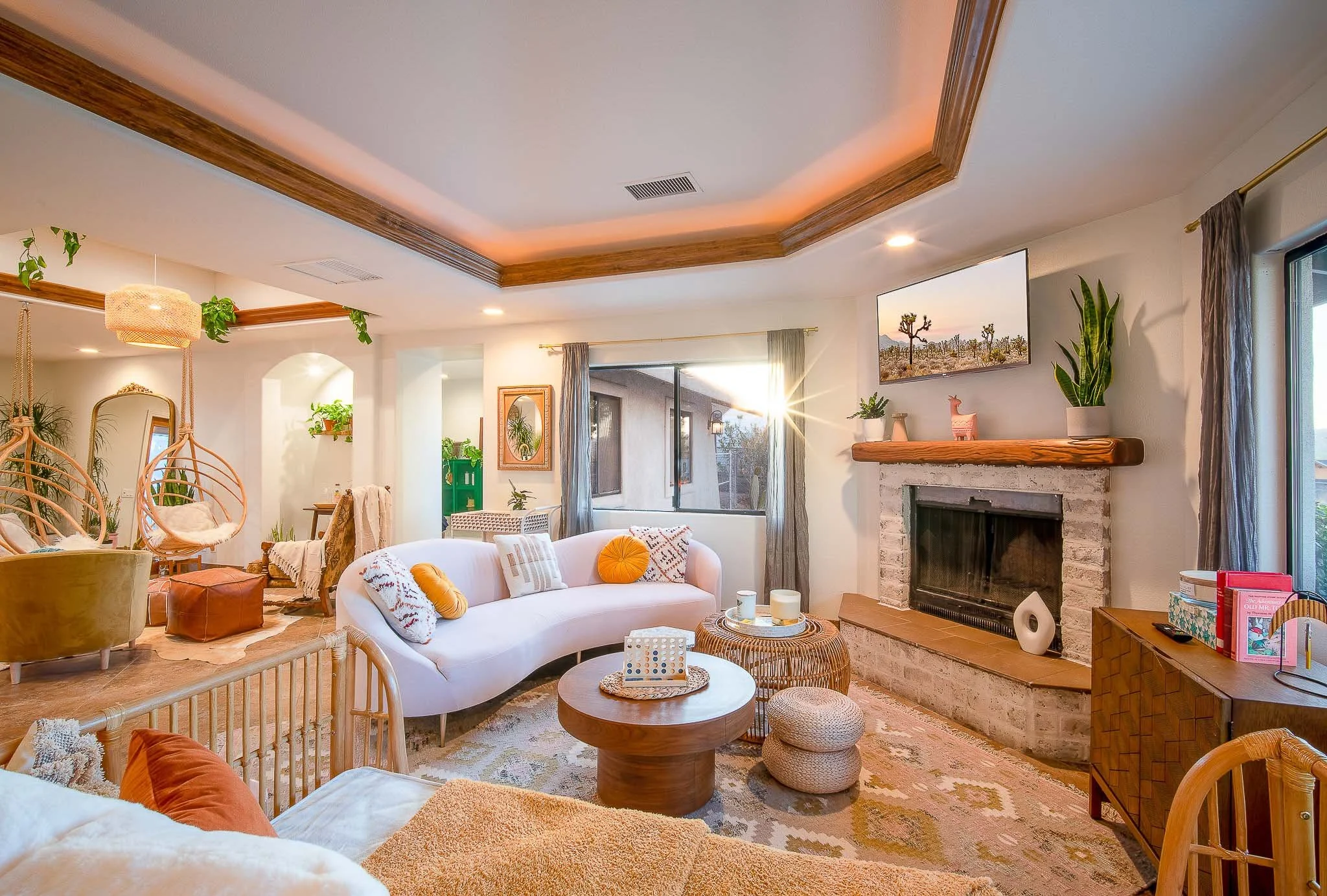 aero-media-hd-squarespace-airbnb-living-room.jpg