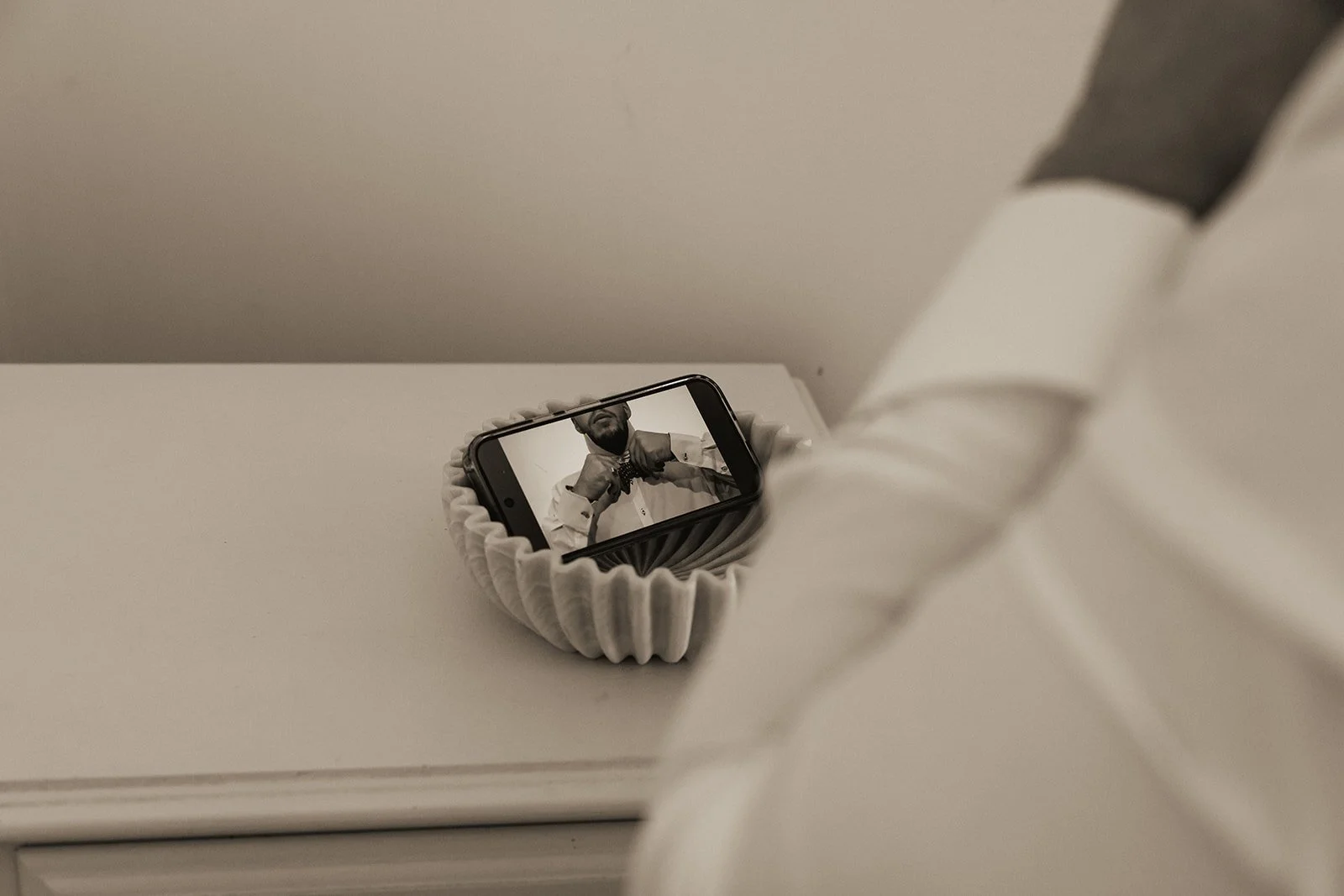 Alice & Chris - Sneak Peek - -6.jpg