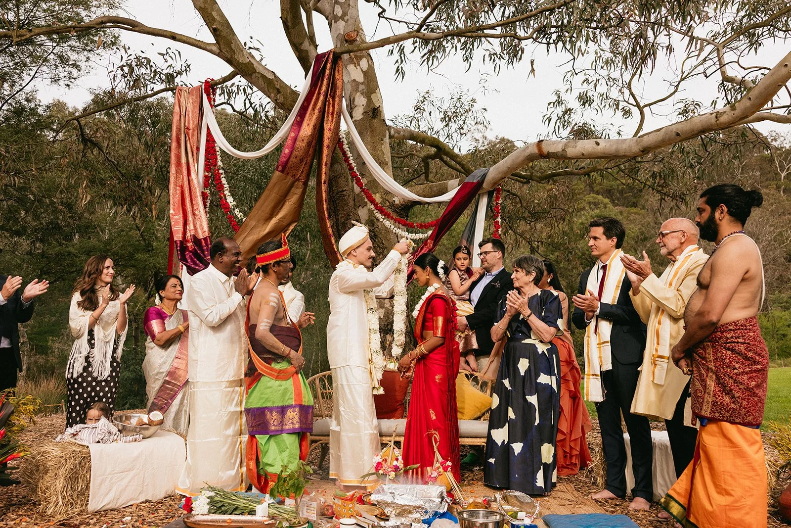 Pavi & Harry - Sneak Peek - -33.jpg