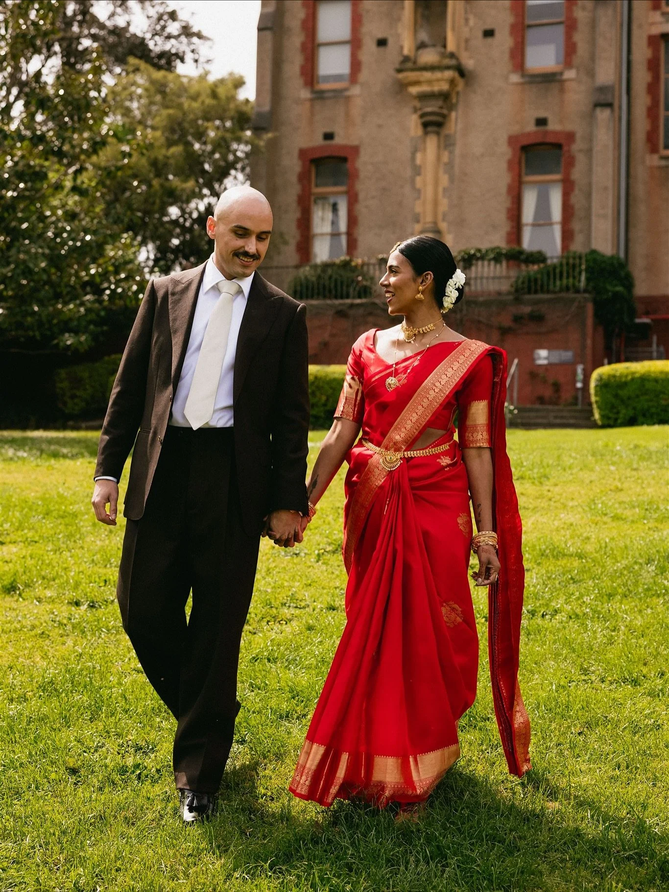 Pavi &amp; Harry
17.10.25

@collingwoodchildrensfarm 
@farmcafe_weddings 
@your.queer.celebrant