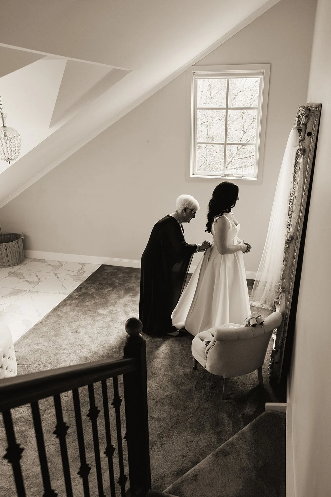 Alice & Chris - Sneak Peek - -21.jpg