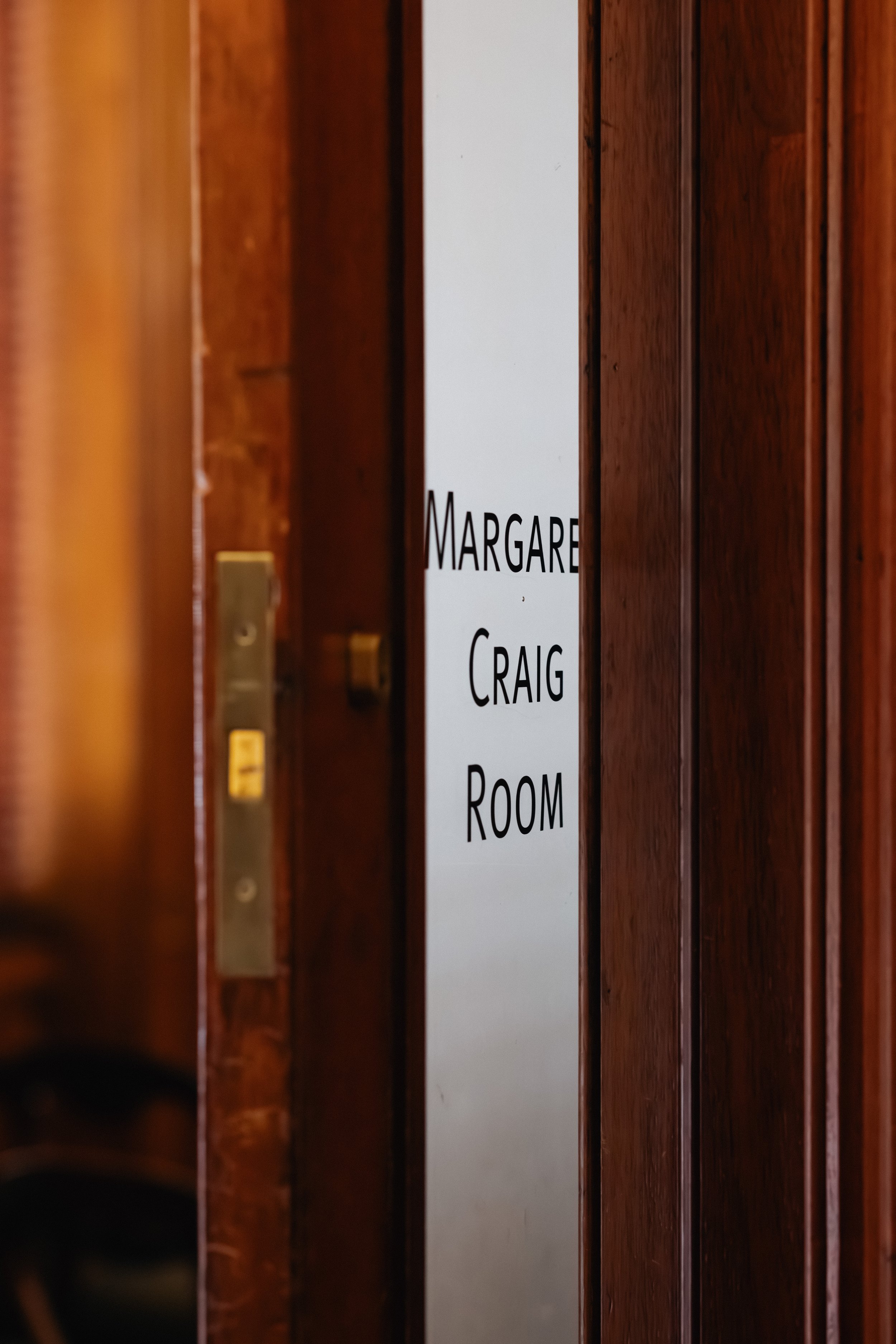 Melbourne-registry-office-wedding