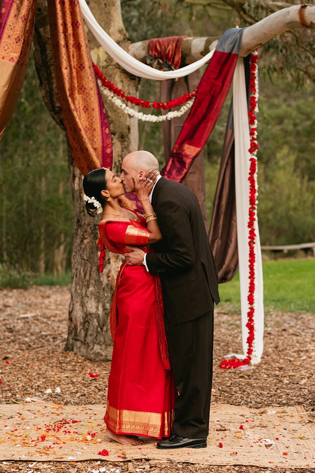 Pavi & Harry - Sneak Peek - -44.jpg