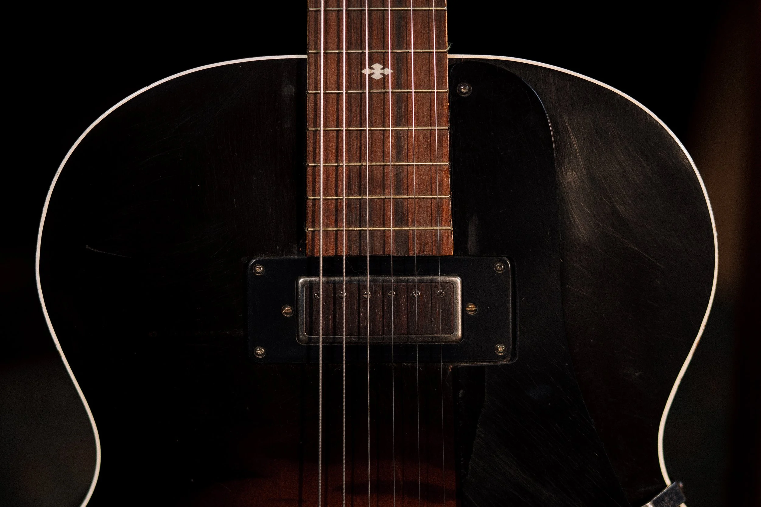 Mood Guitars Harmony Stella Vintage Rubber Bridge-12.jpg