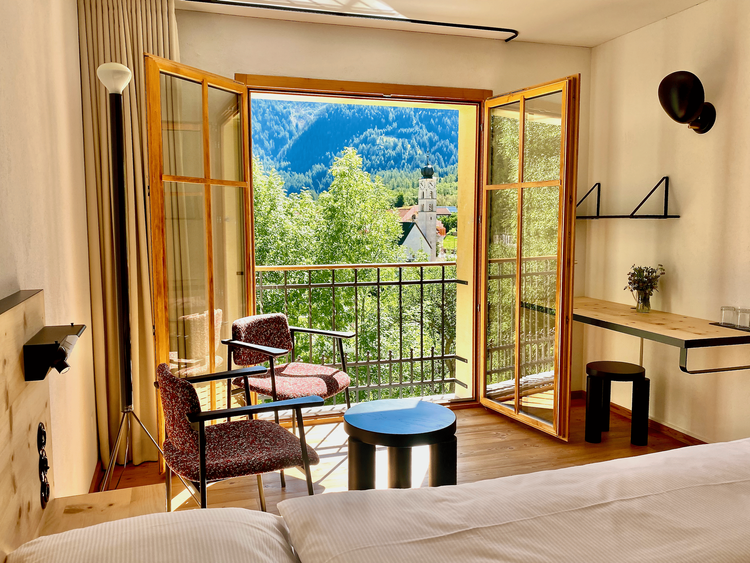 YogaRetreatSwissAlps_Graubüden_5.webp