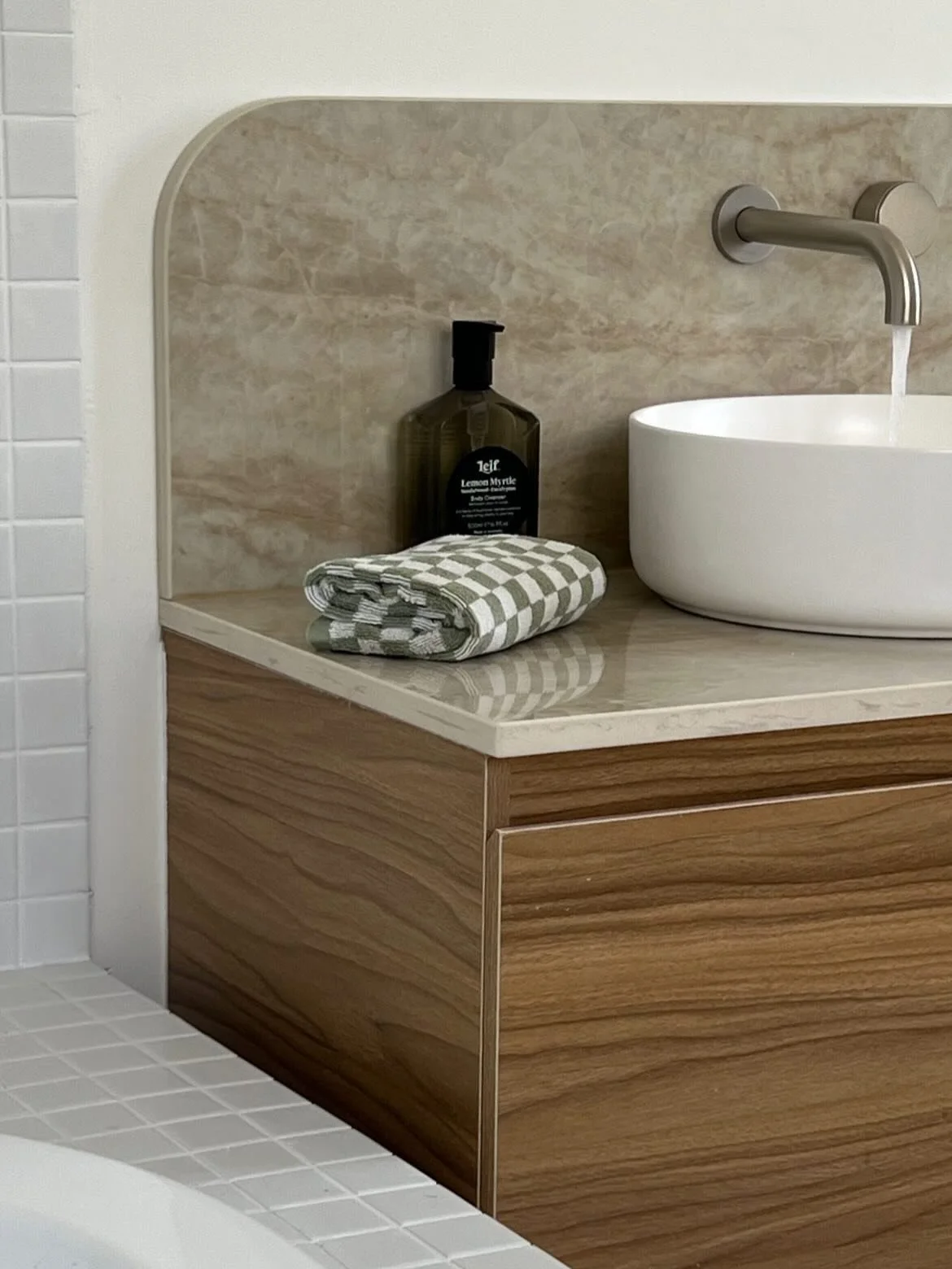 Before ~ After bathroom/laundry renovation. Final fit off of plumbing just in time for Christmas 🎅  Beautifully designed by @kirstengardiner 

#bathroomrenovation #laundryrenovation #renovationproject #homerenovation #interiorrenovation #homeupgrade