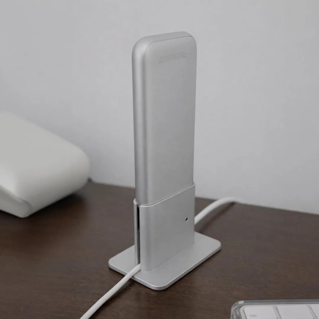 Appl Vision Pro Workstation Dock.020.jpeg