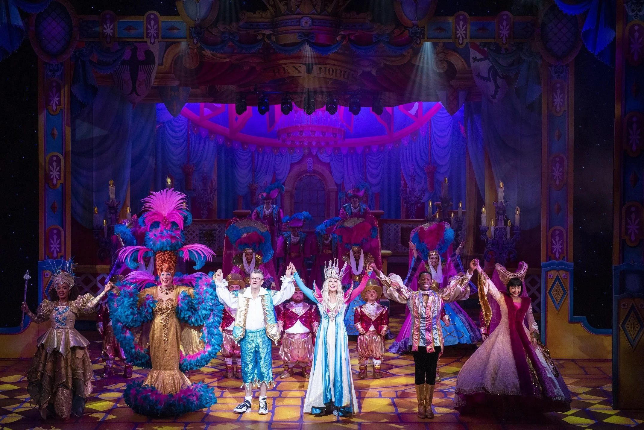 Review | Snow White and the Seven Dwarfs, Nottingham Theatre Royal