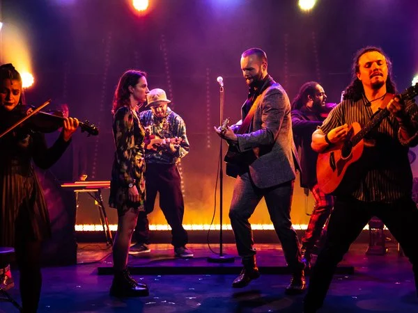 REVIEW | Once, Barn Theatre