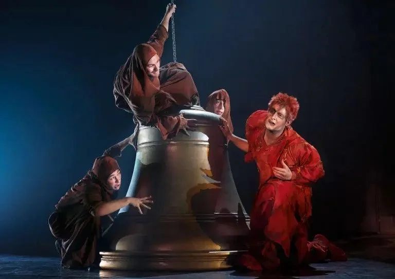 REVIEW | Notre Dame de Paris, Palais des Congrès