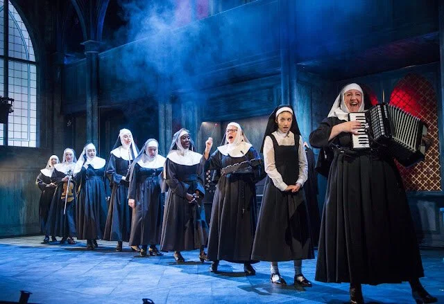 REVIEW | Sister Act The Musical, Curve Theatre