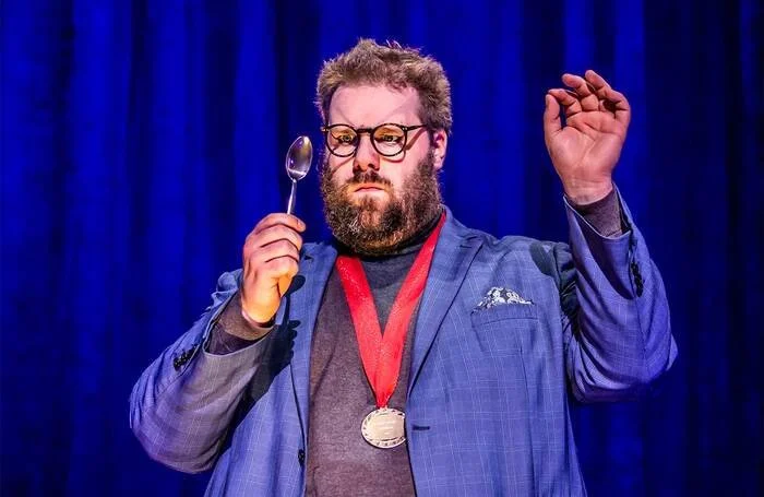 Mind Mangler, Apollo Theatre Review