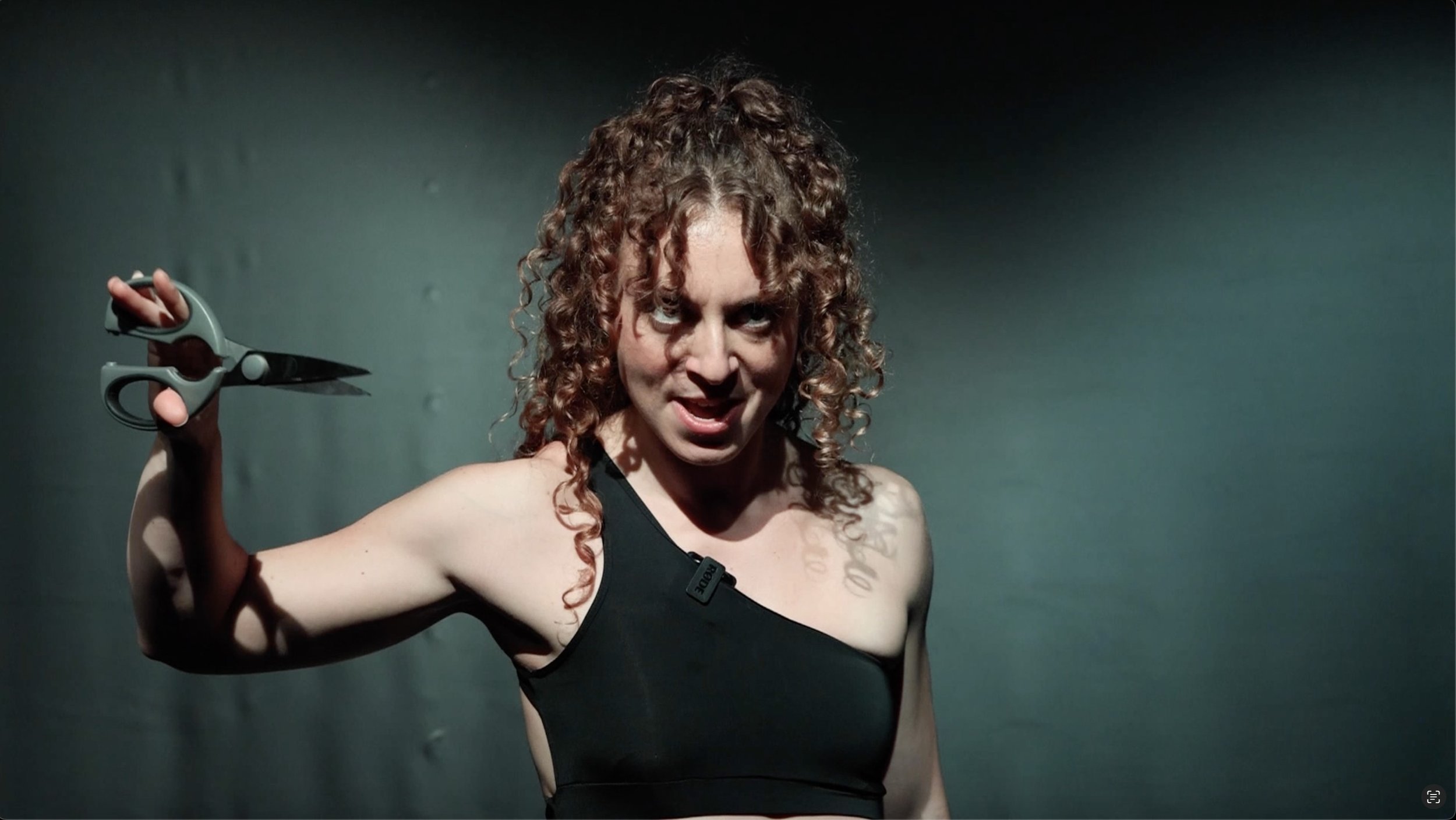 Edinburgh Fringe Chats (#160): Claudia Shnier, SPLIT ENDS