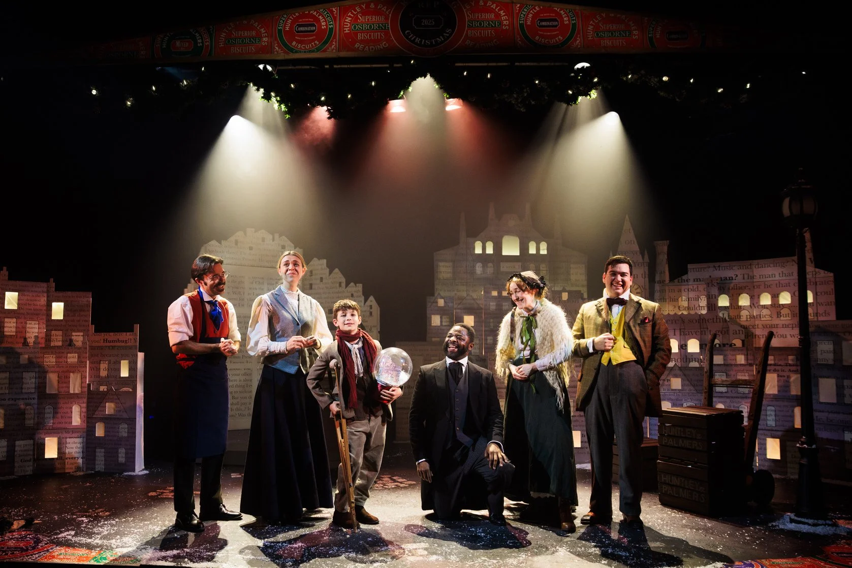 AChristmasCarol_ReadingRepTheatre_Credit_HarryElletson (3).jpg