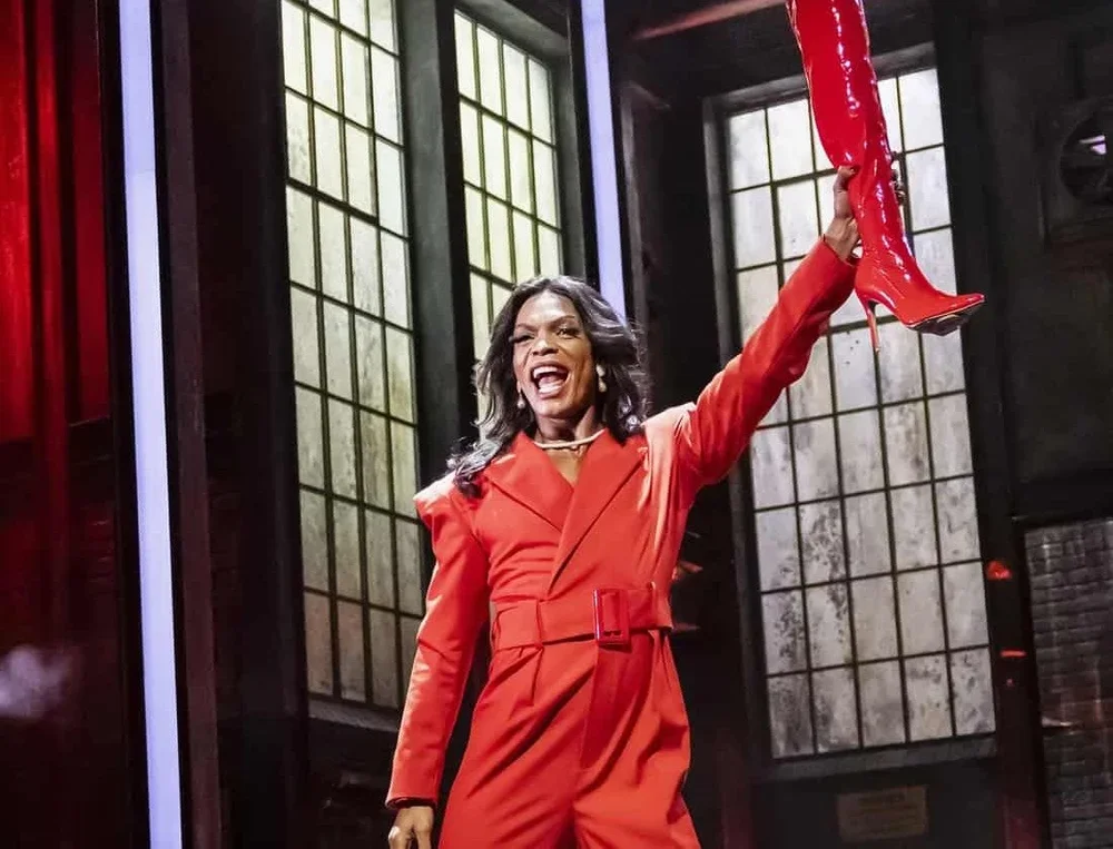 048_Kinky-Boots-UK-Tour_Pamela-Raith-Photography+(1).webp