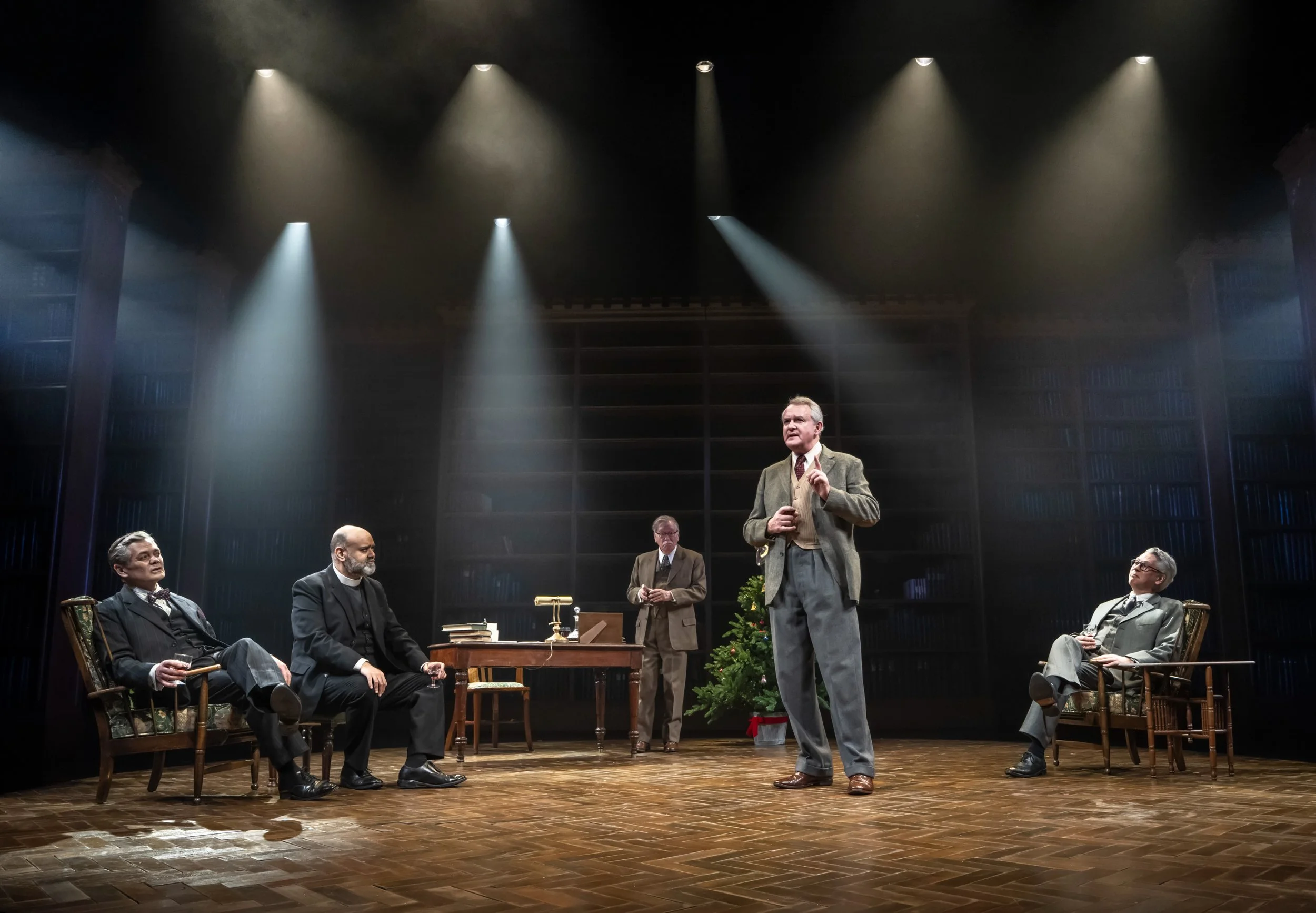 Shadowlands at Aldwych Theatre Review