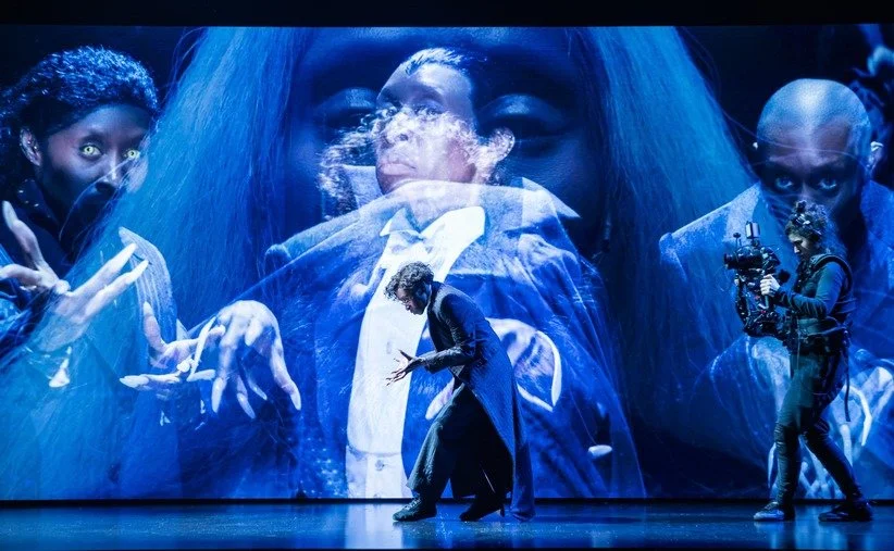 Dracula at Noel Coward Theatre Review 