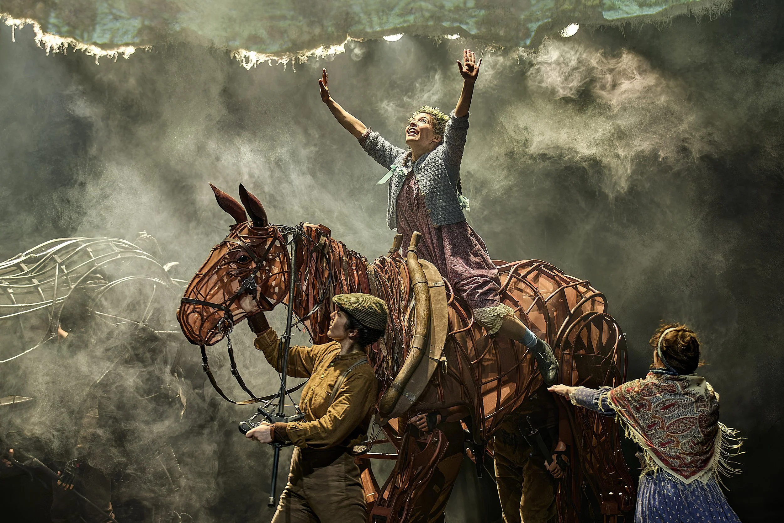 Joey (Alexandra Donnachie), Anita Adam Gabay in War Horse 2026 at the National Theatre (c) Brinkhoff-Moegenburg 1136-1274 (1).JPG