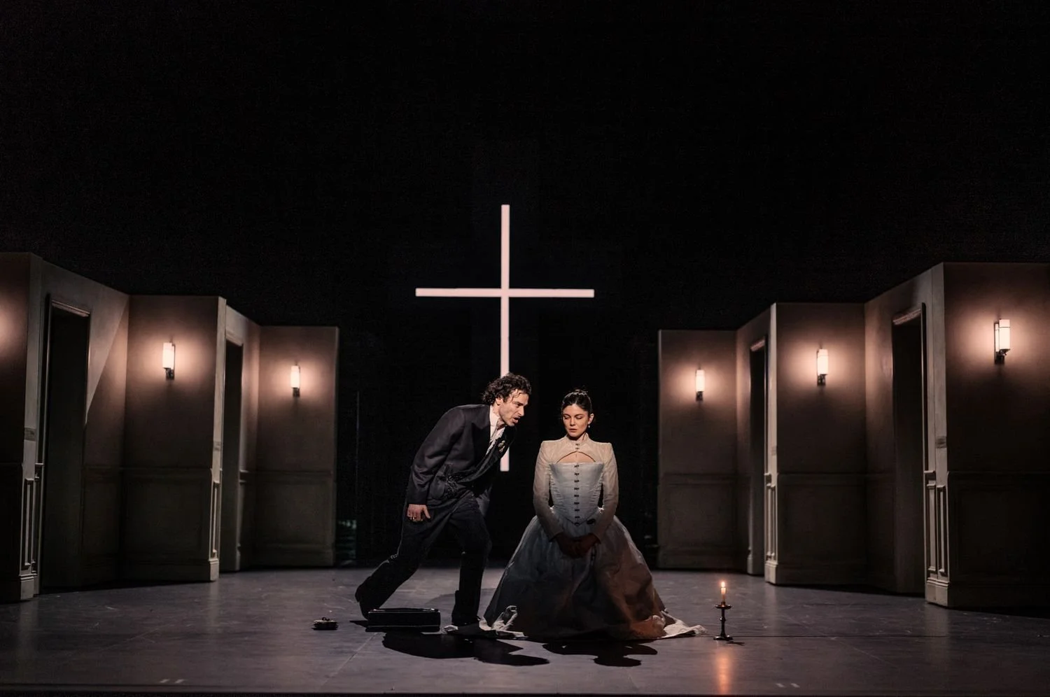 Aidan Turner (Vicomte de Valmont) and Monica Barbaro (Madame de Tourvel) in Les Liaisons Dangereuses at the National Theatre. Photographer Sarah Lee LLD027 (1).jpg