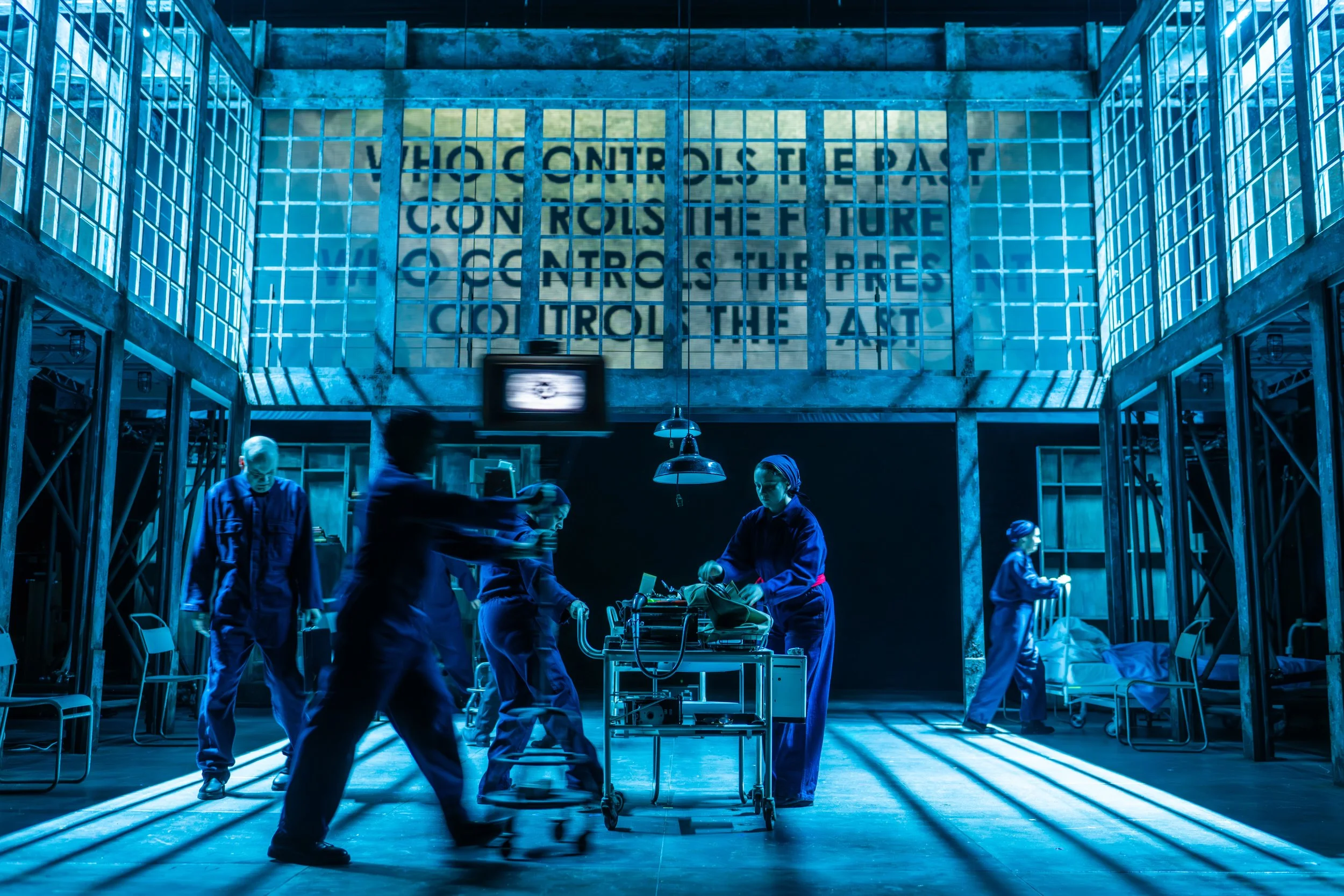 1984 Citizens Theatre - Jack Tarlton, Zrey Sholapurkar, Neshla Caplan, Jessica Hardwick and Irene Allan - Mihaela Bodlovic.jpg