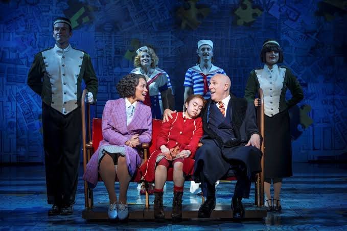 Annie at Edinburgh Playhouse Review