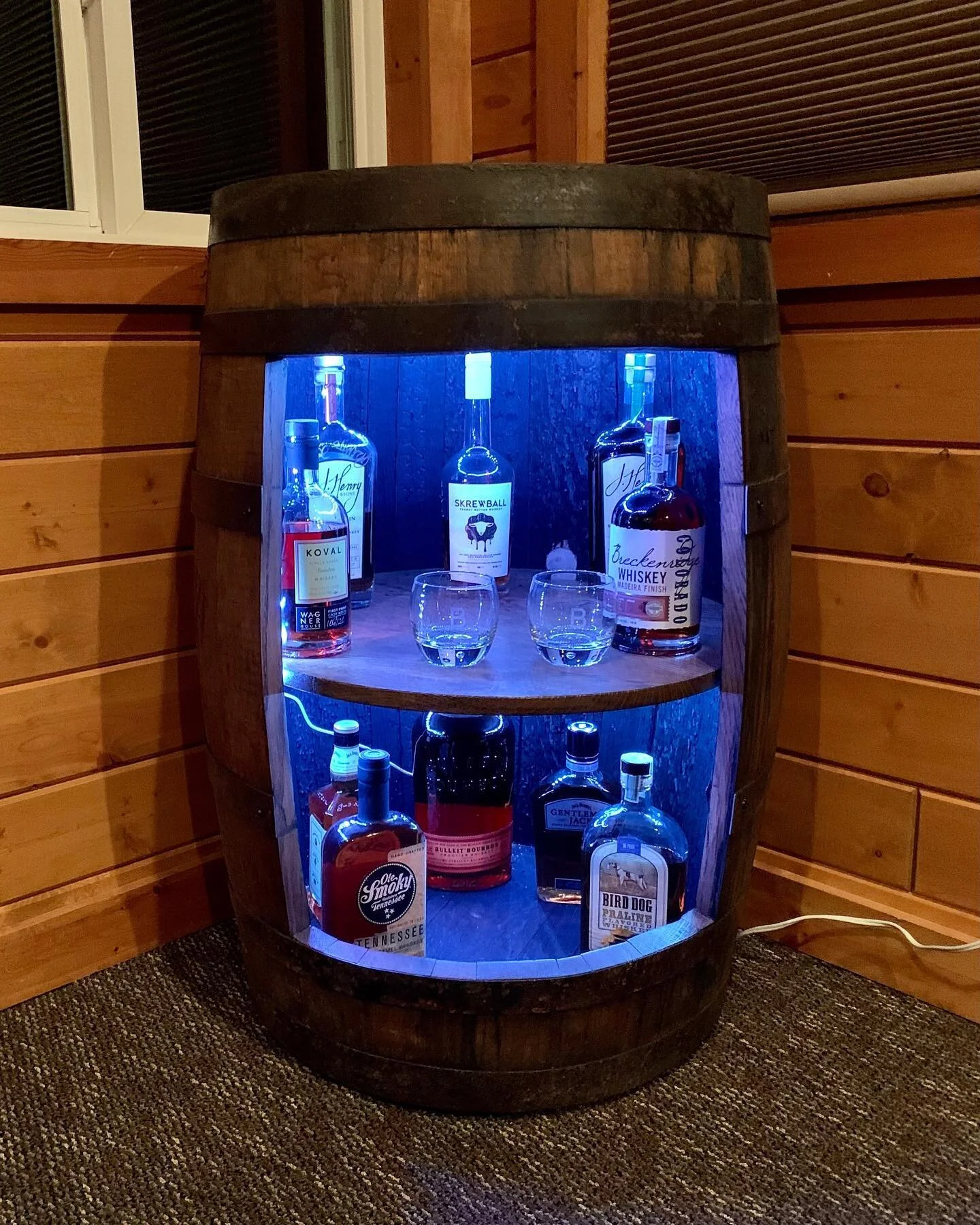 Love how this whiskey barrel turned out! Original Jack Daniels whiskey barrel 👀