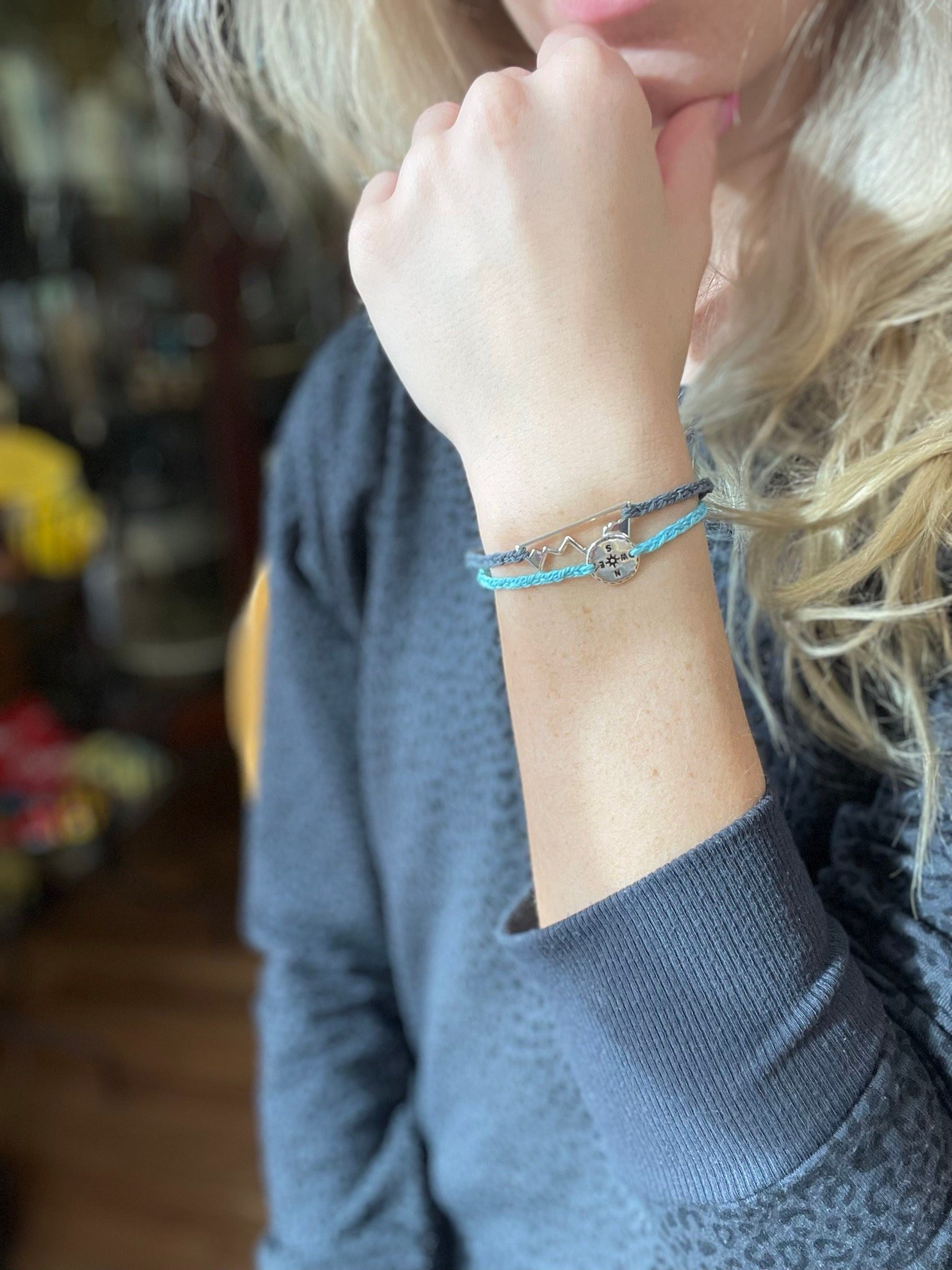 https://i.etsystatic.com/13098007/r/il/8d703b/4343793313/il_fullxfull.4343793313_liis.jpg