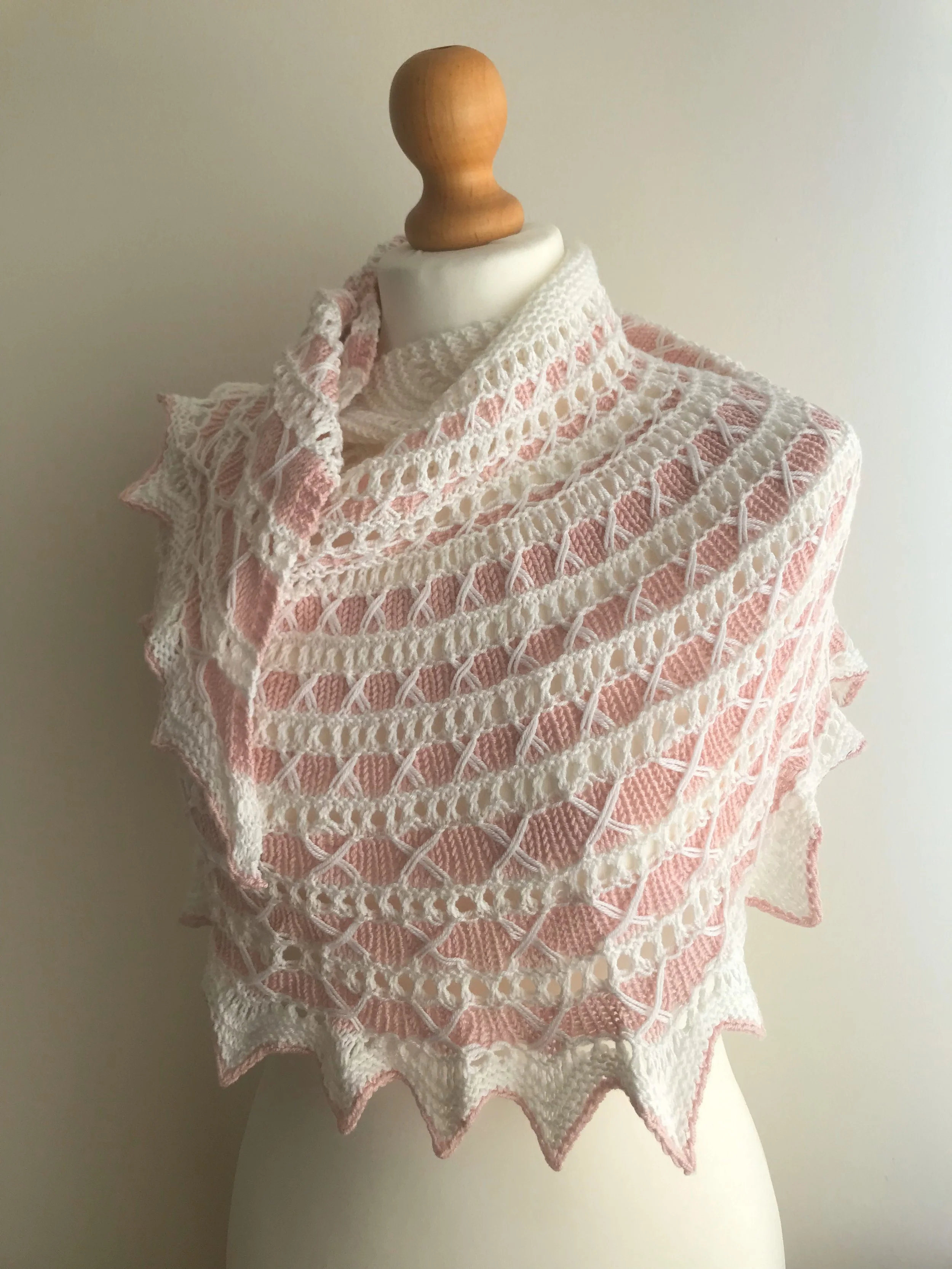 Criss Cross Shawl