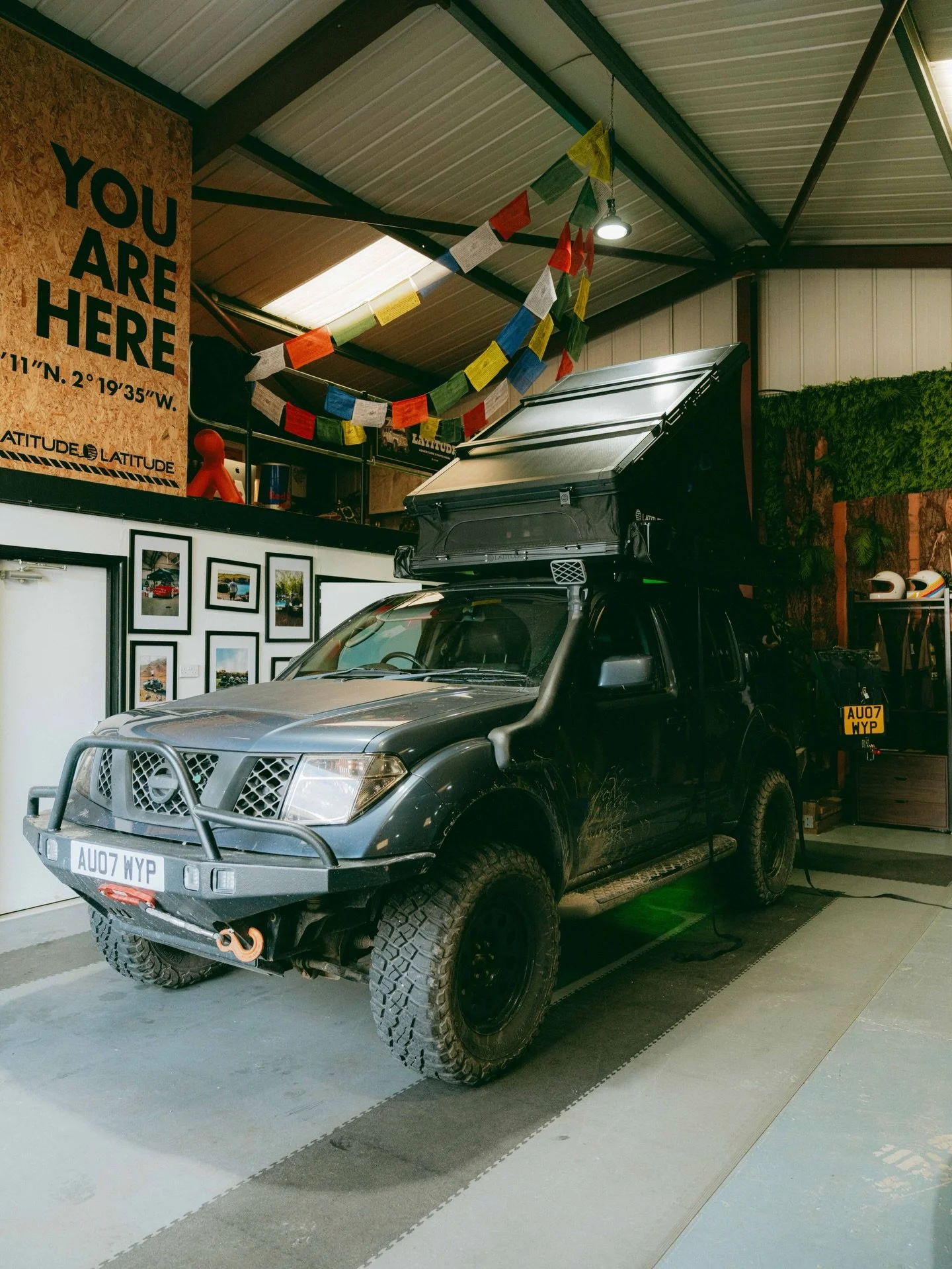 @kentsurvival visited HQ to get the ultimate set up for his trip!

Explorer ✔️ 
Wingman 180 ✔️ 
Wingman Shower ✔️

Next stop was the Salisbury Plain, so check his YouTube for the video 🙌🏼