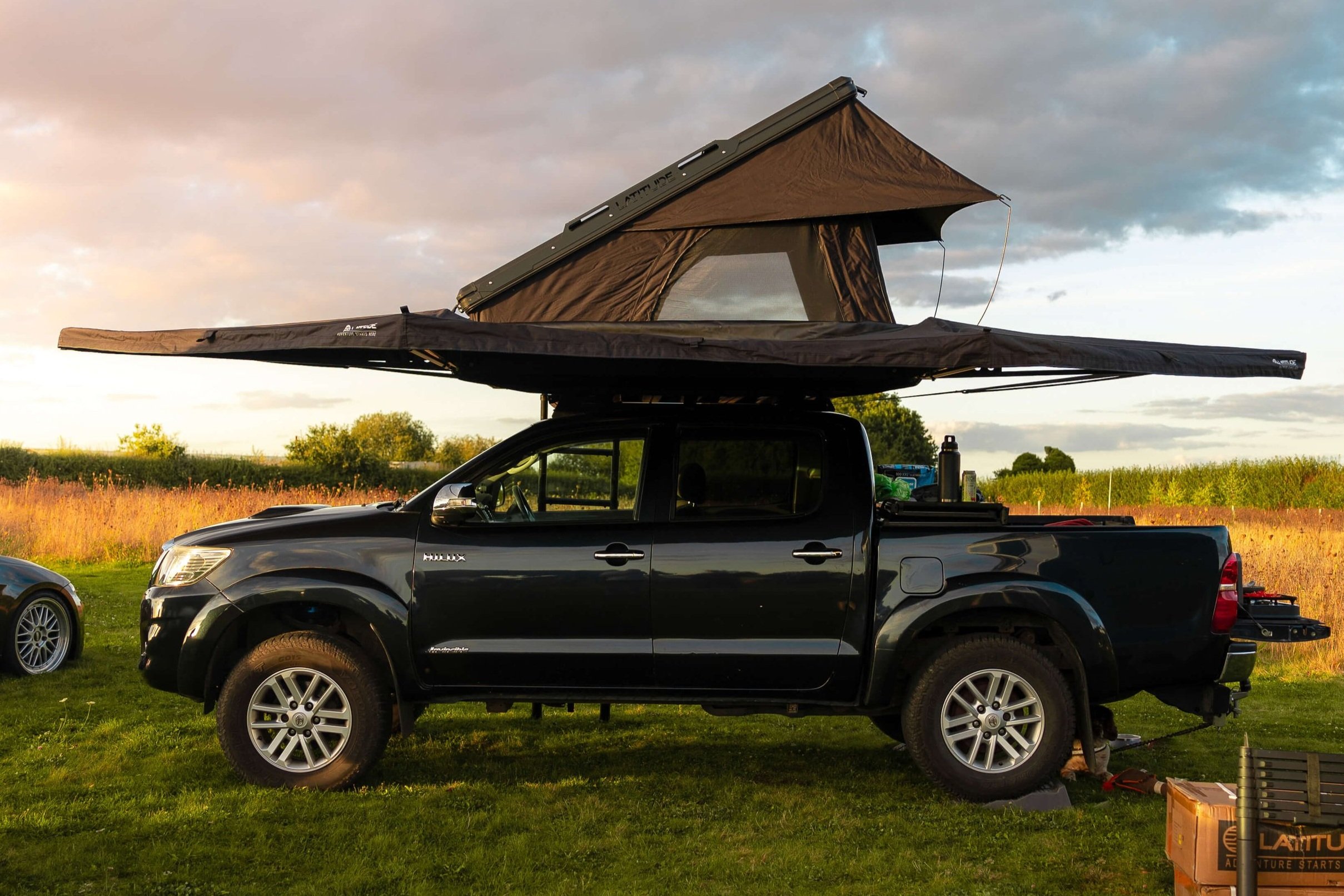 Car+Awning+with+Roof+Tent+180+1.jpg