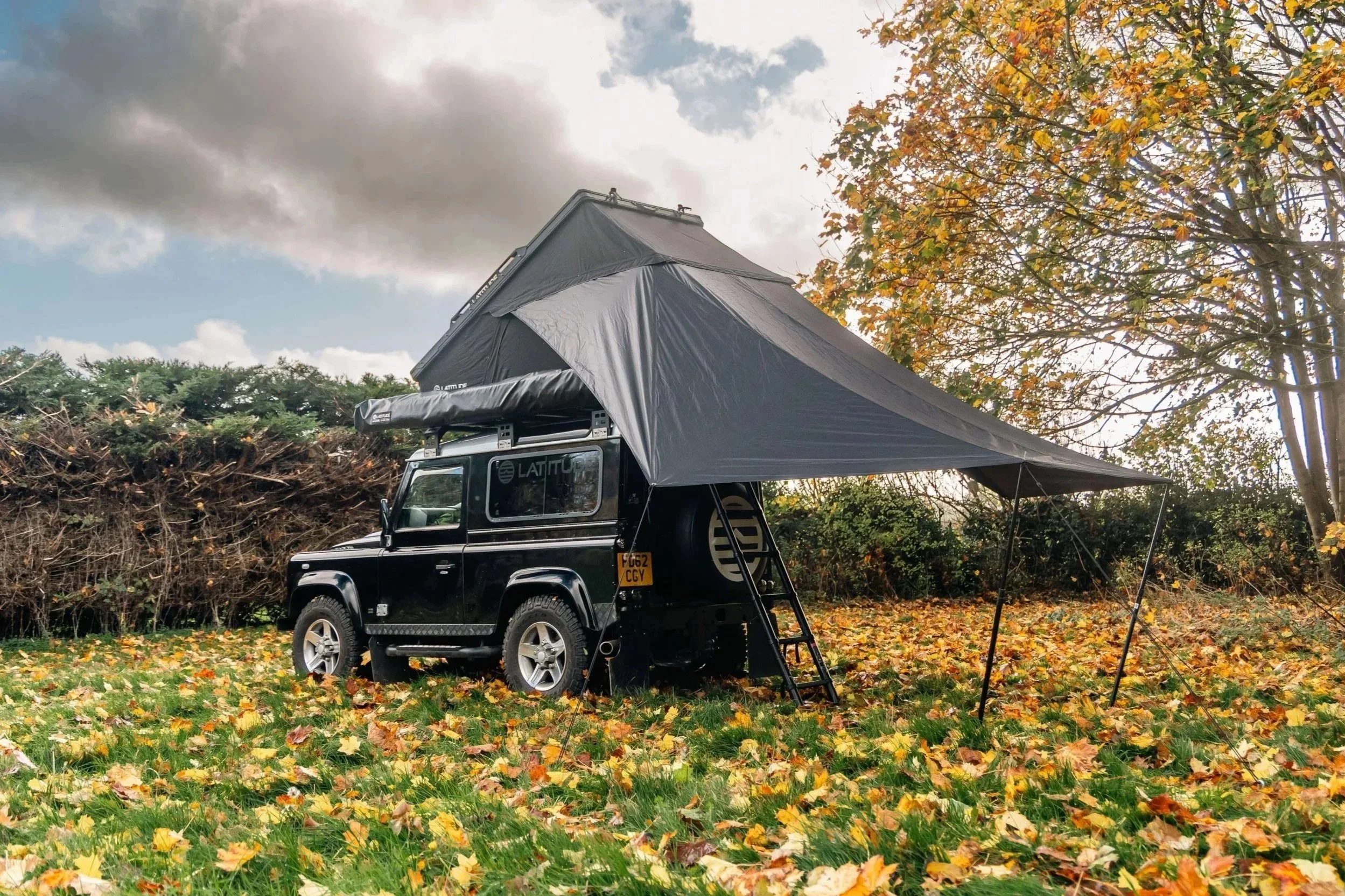 Explorer Tunnel Awning