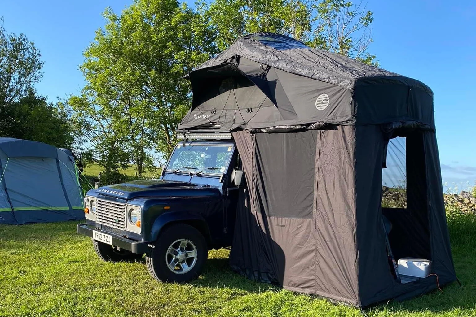 roof tent ugc1 .jpg