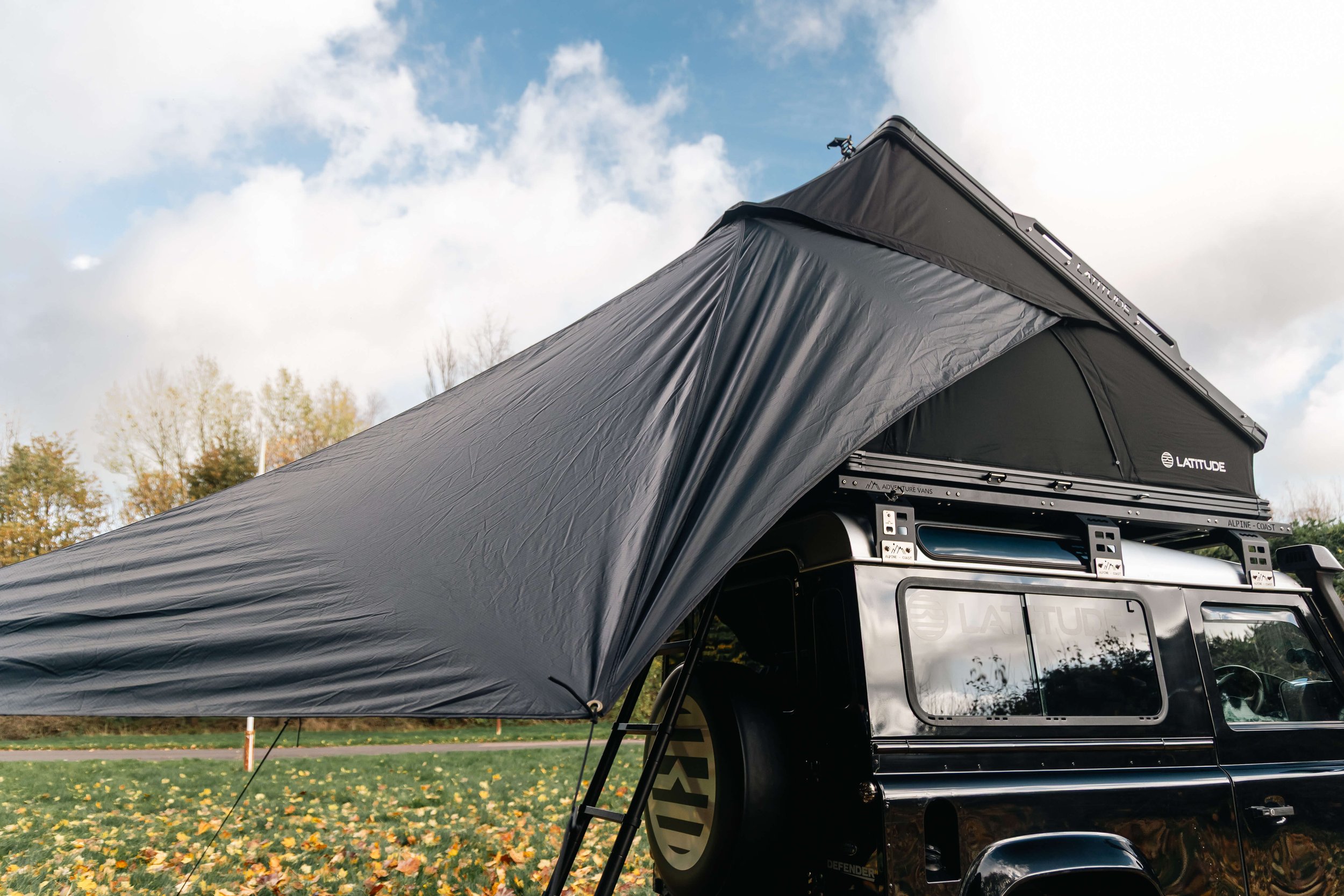 Roof tent awning 5.jpg