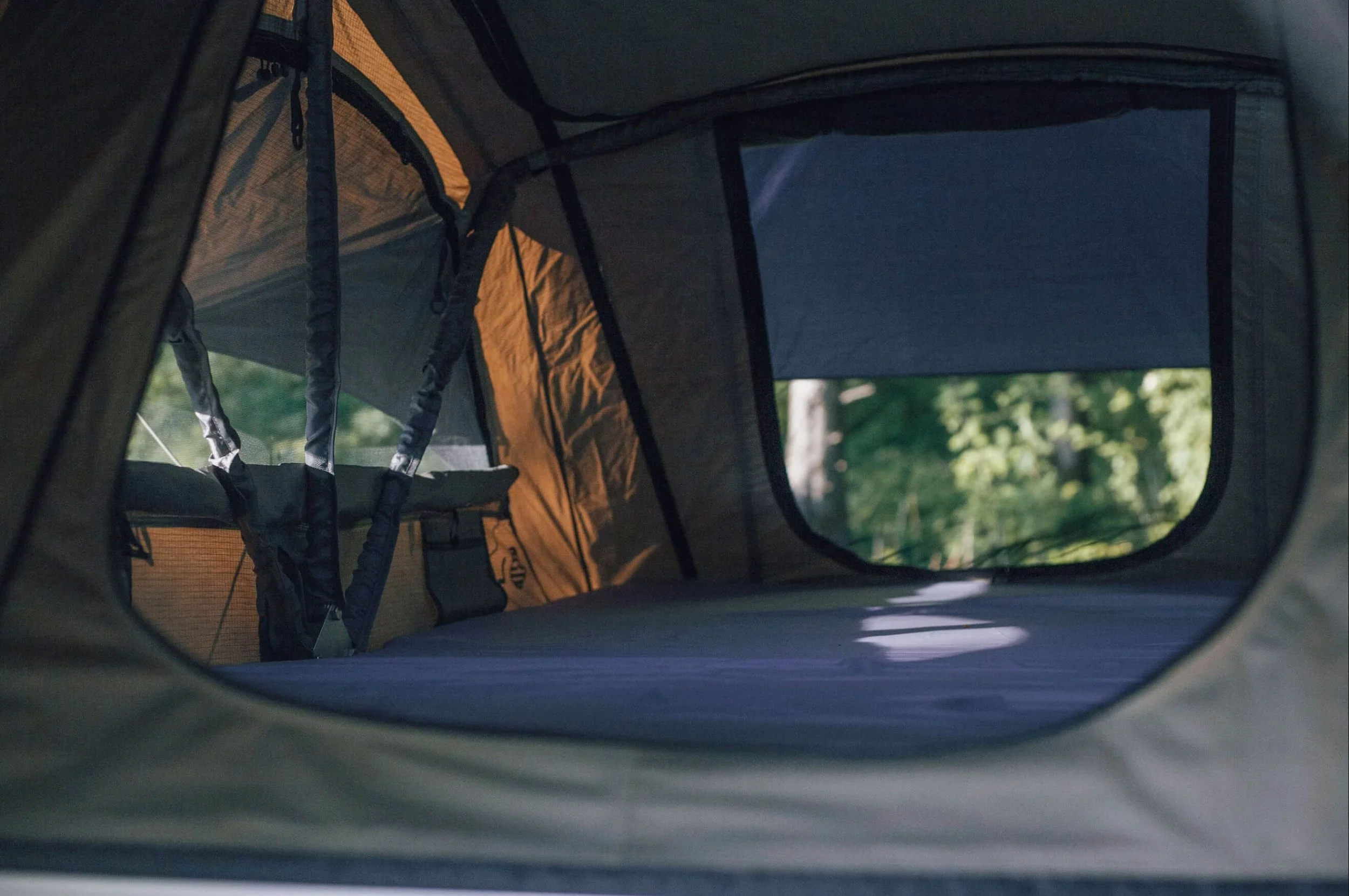 roof tent on car green 6.jpg