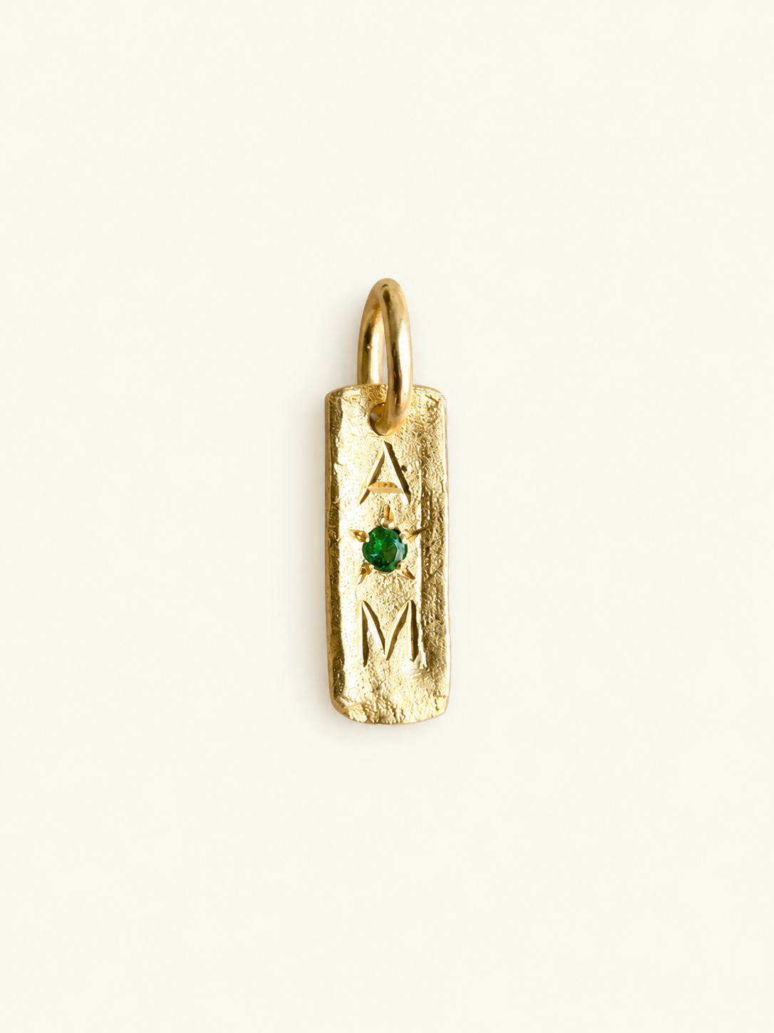 Medallita  piedra para dos iniciales