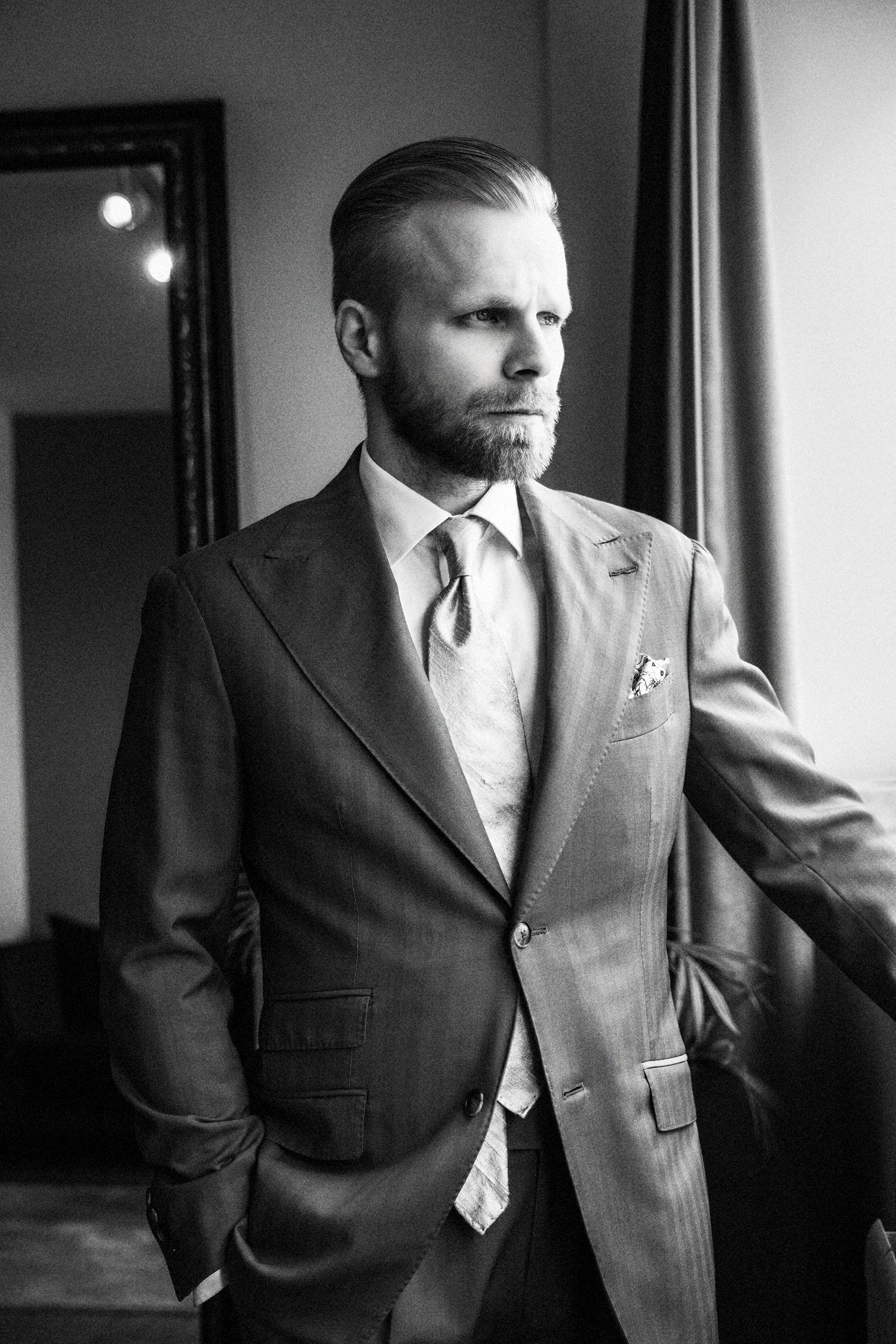 sarto-bespoke-2025-staff-portraits-3-min.JPG